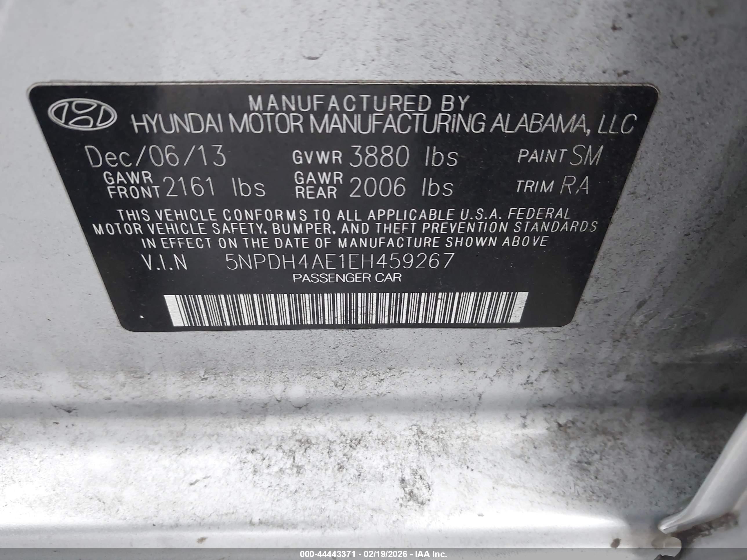 HYUNDAI ELANTRA image 9