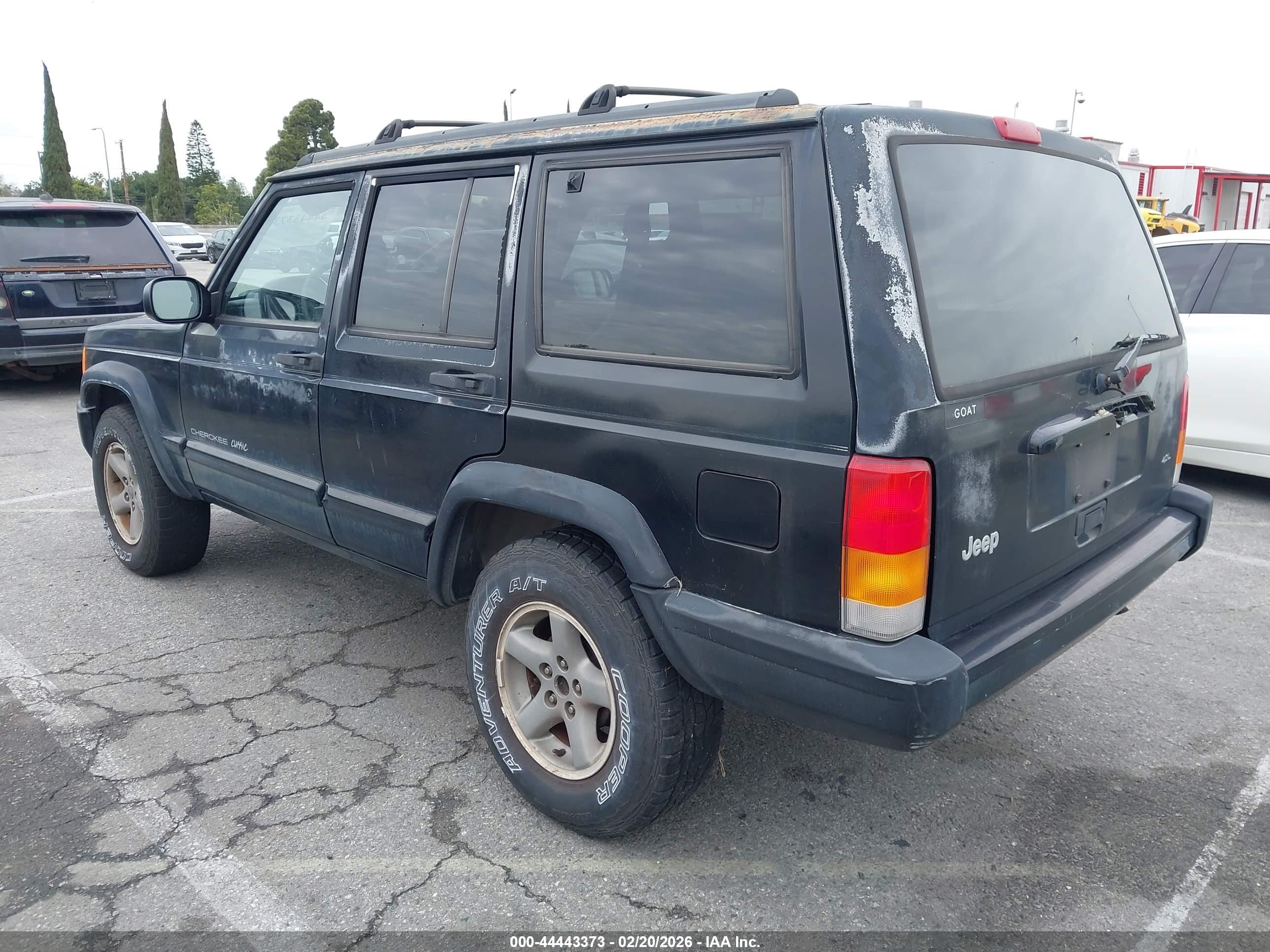 JEEP CHEROKEE image 3