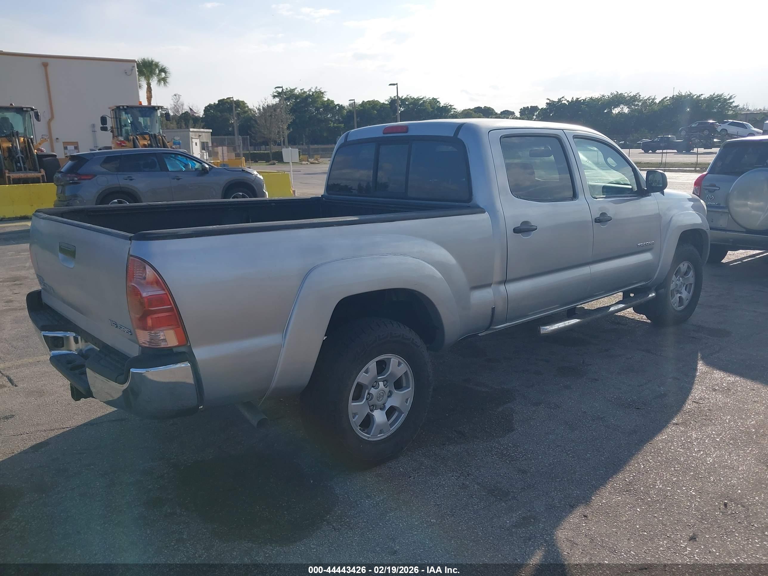 TOYOTA TACOMA image 4