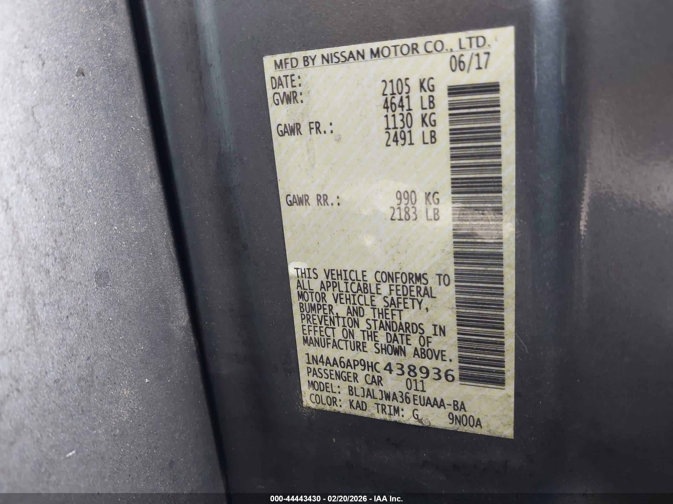 NISSAN MAXIMA image 9