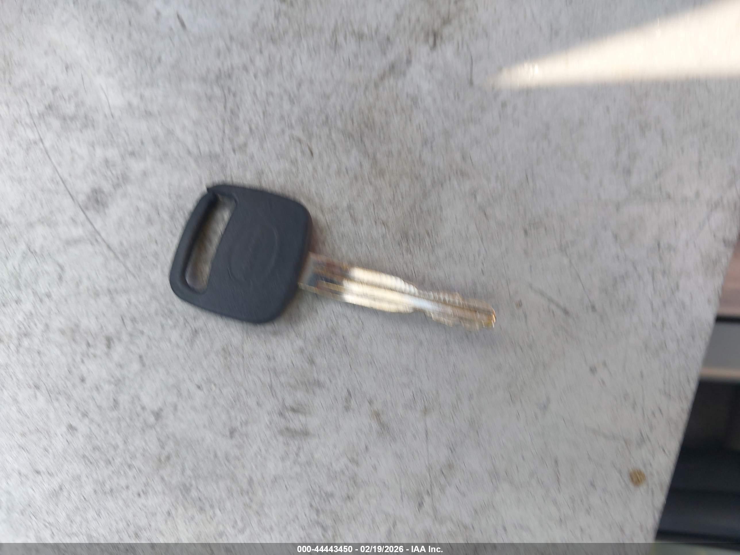 TOYOTA RAV4 image 11