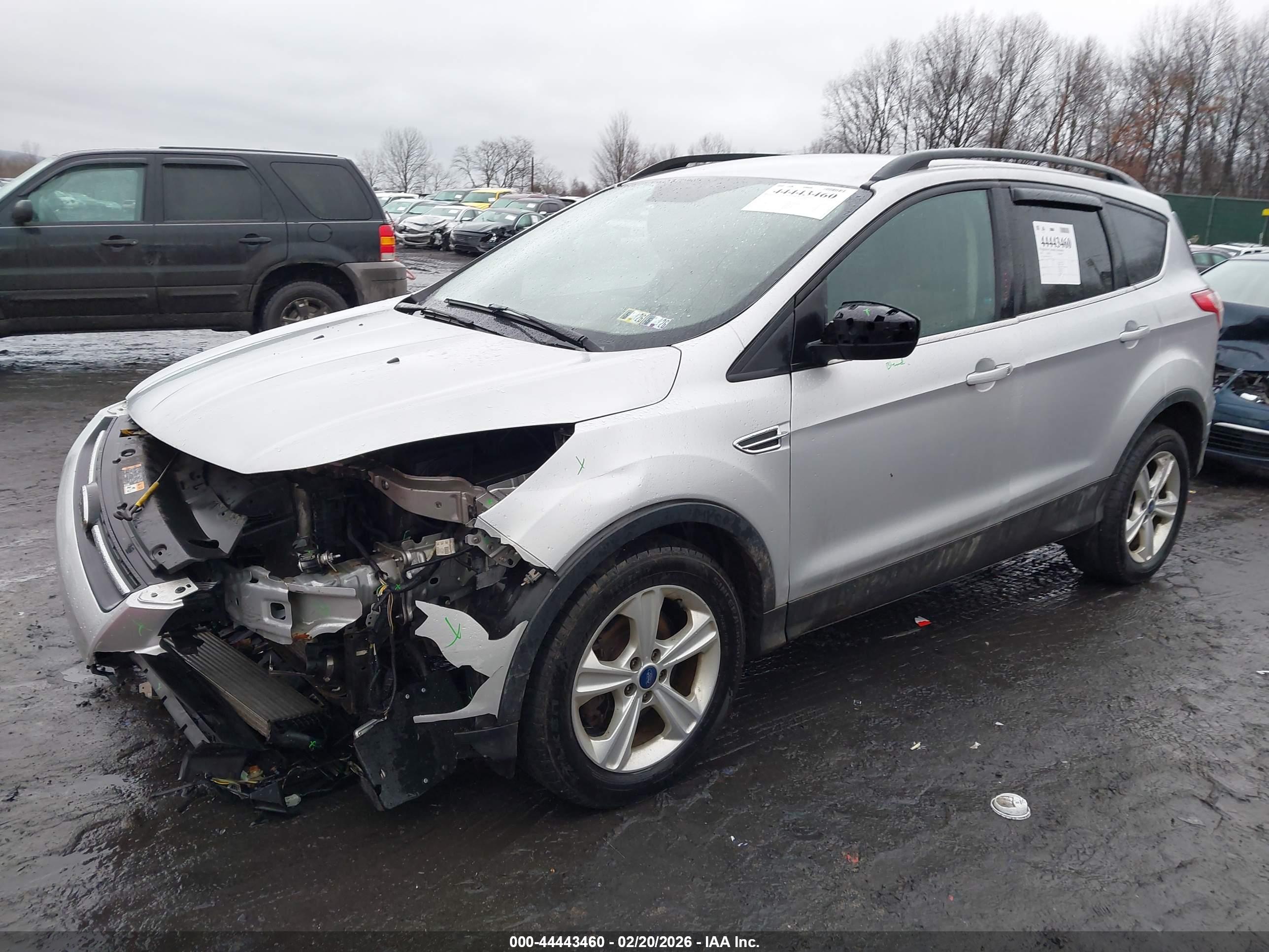 FORD ESCAPE image 2
