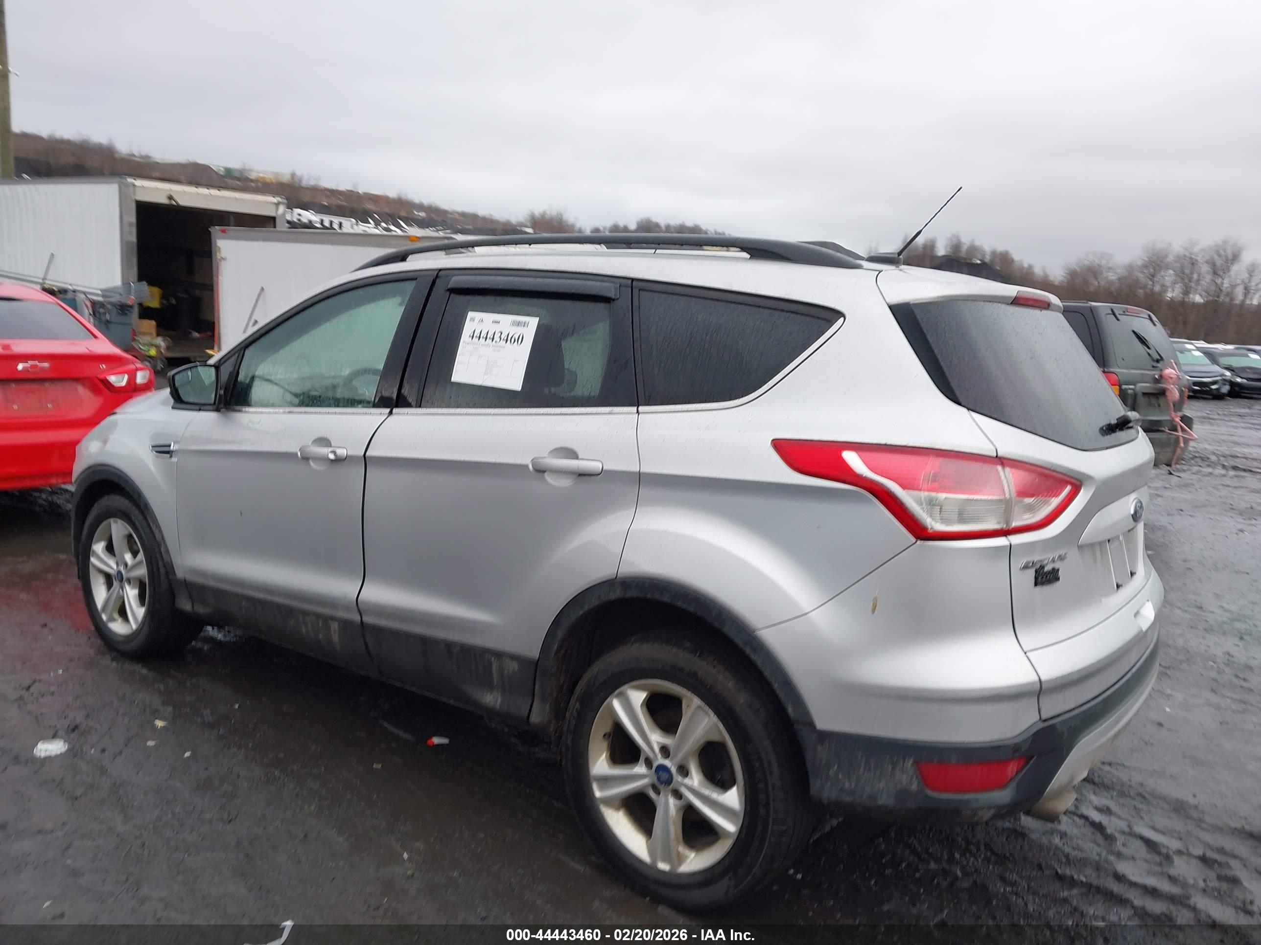 FORD ESCAPE image 3
