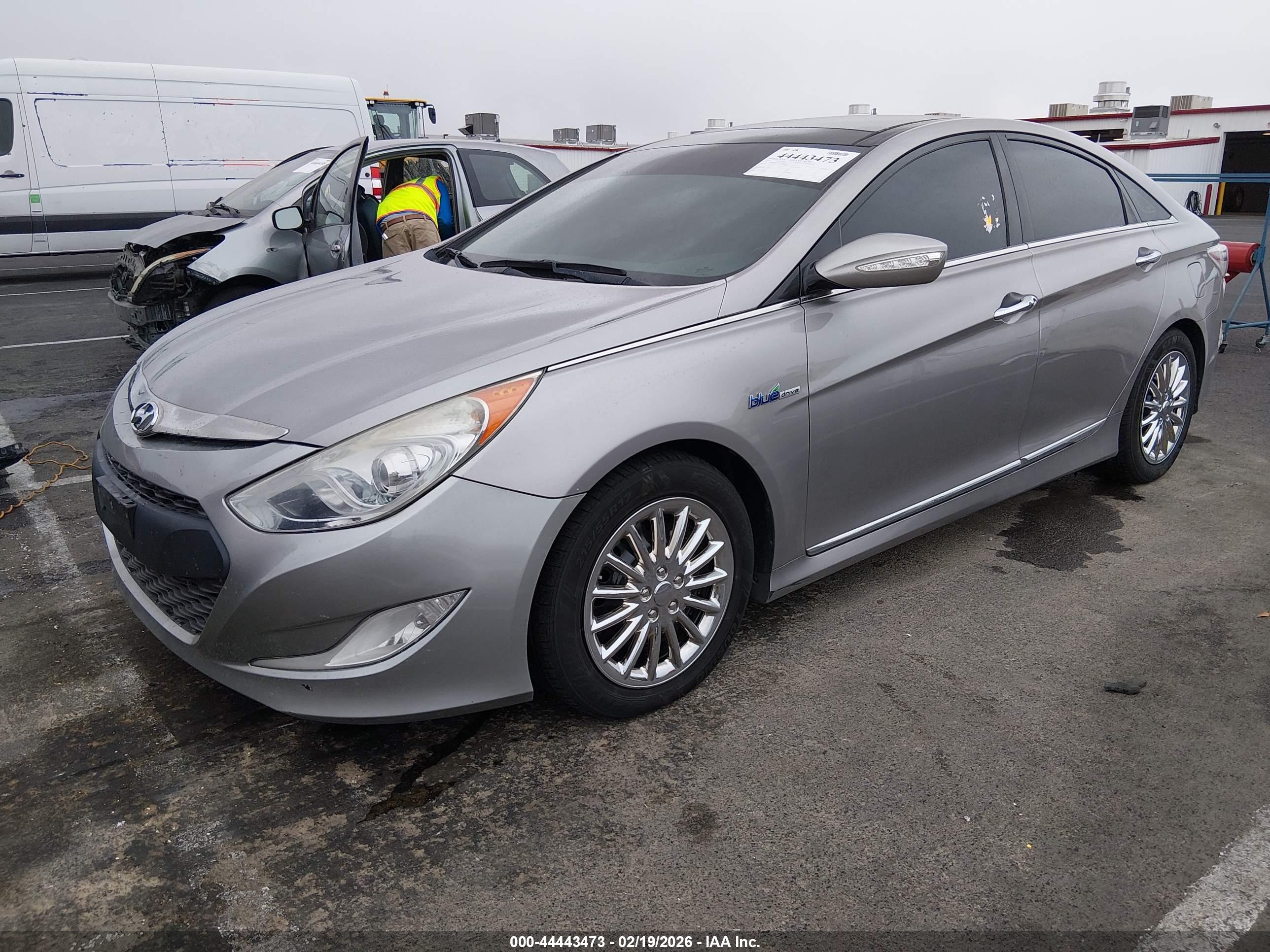 HYUNDAI SONATA image 2