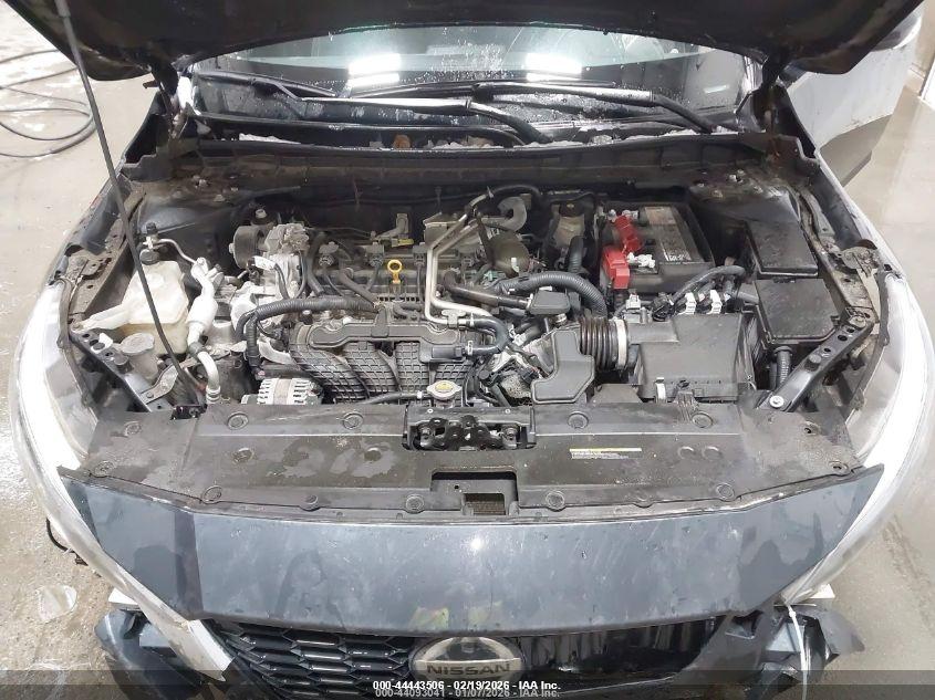 NISSAN ALTIMA image 10