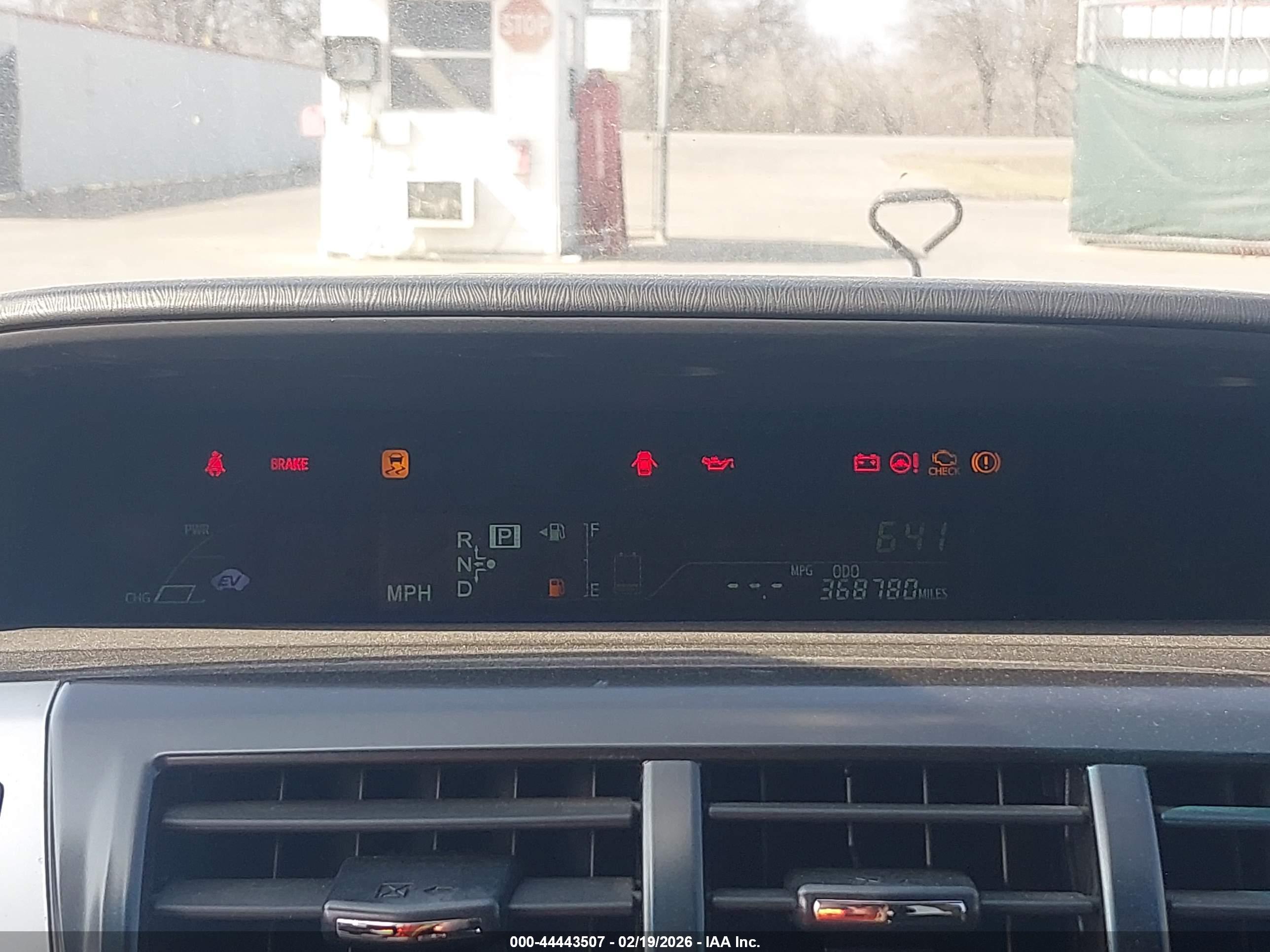 TOYOTA PRIUS image 7
