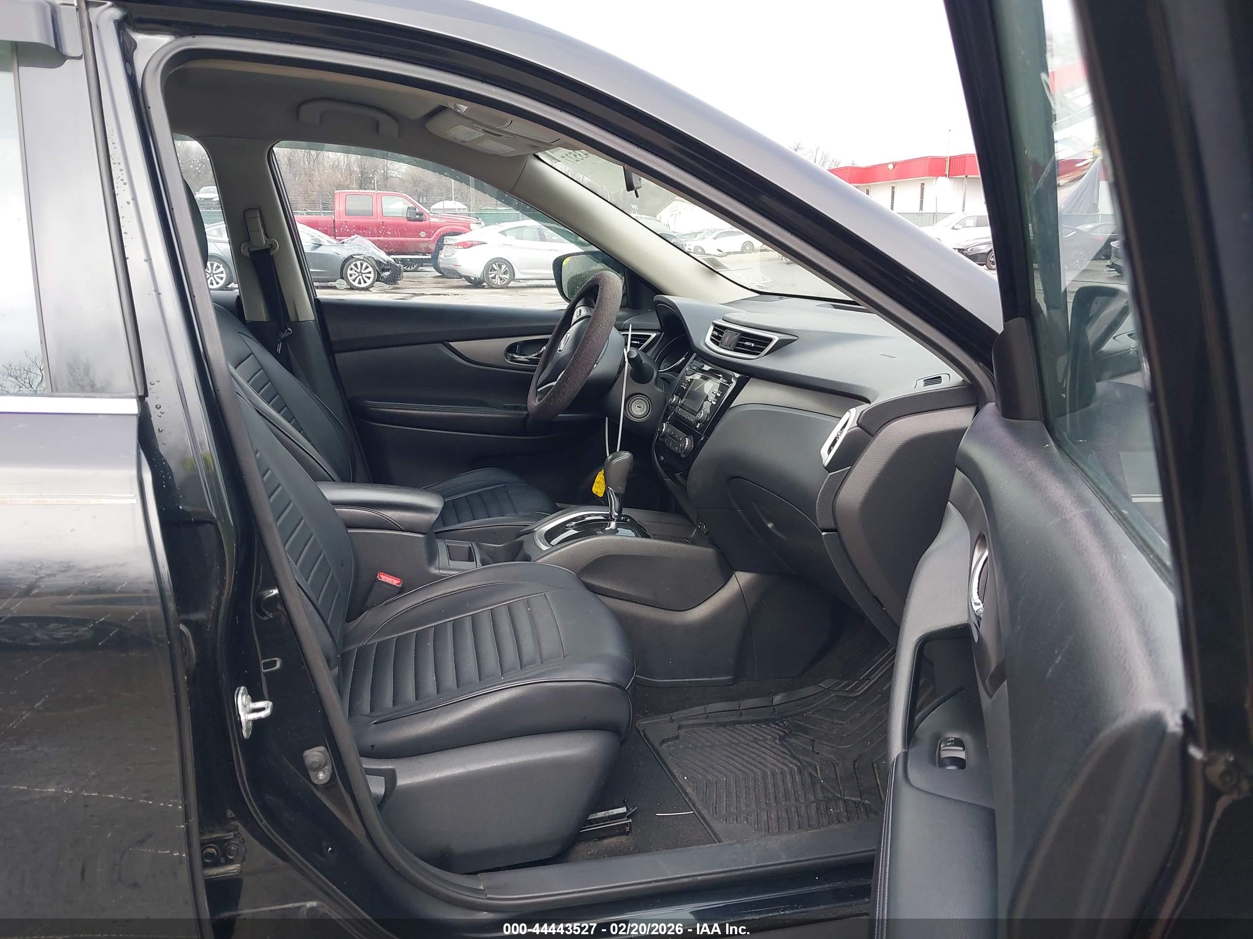 NISSAN ROGUE image 5