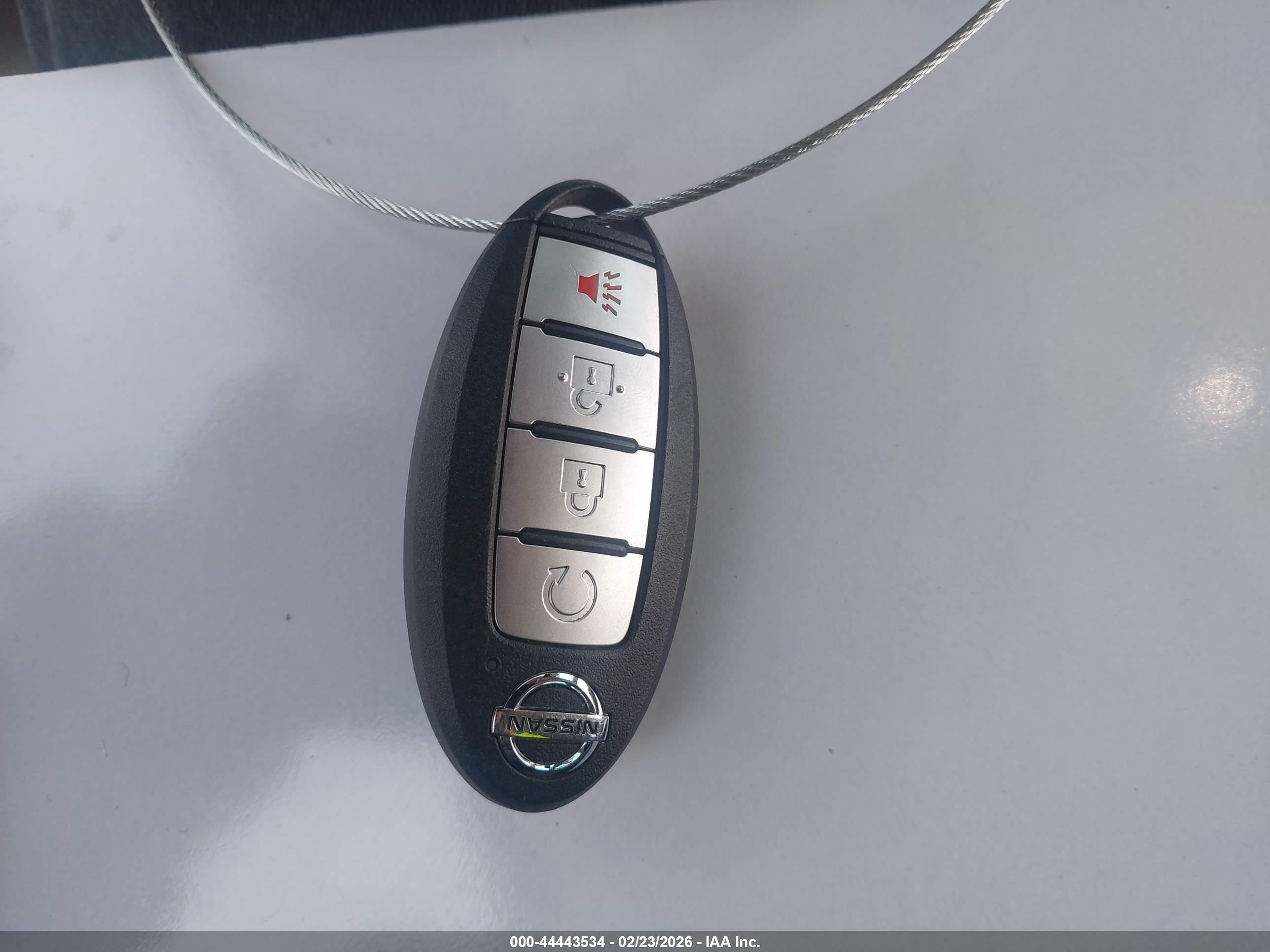 NISSAN MURANO image 11