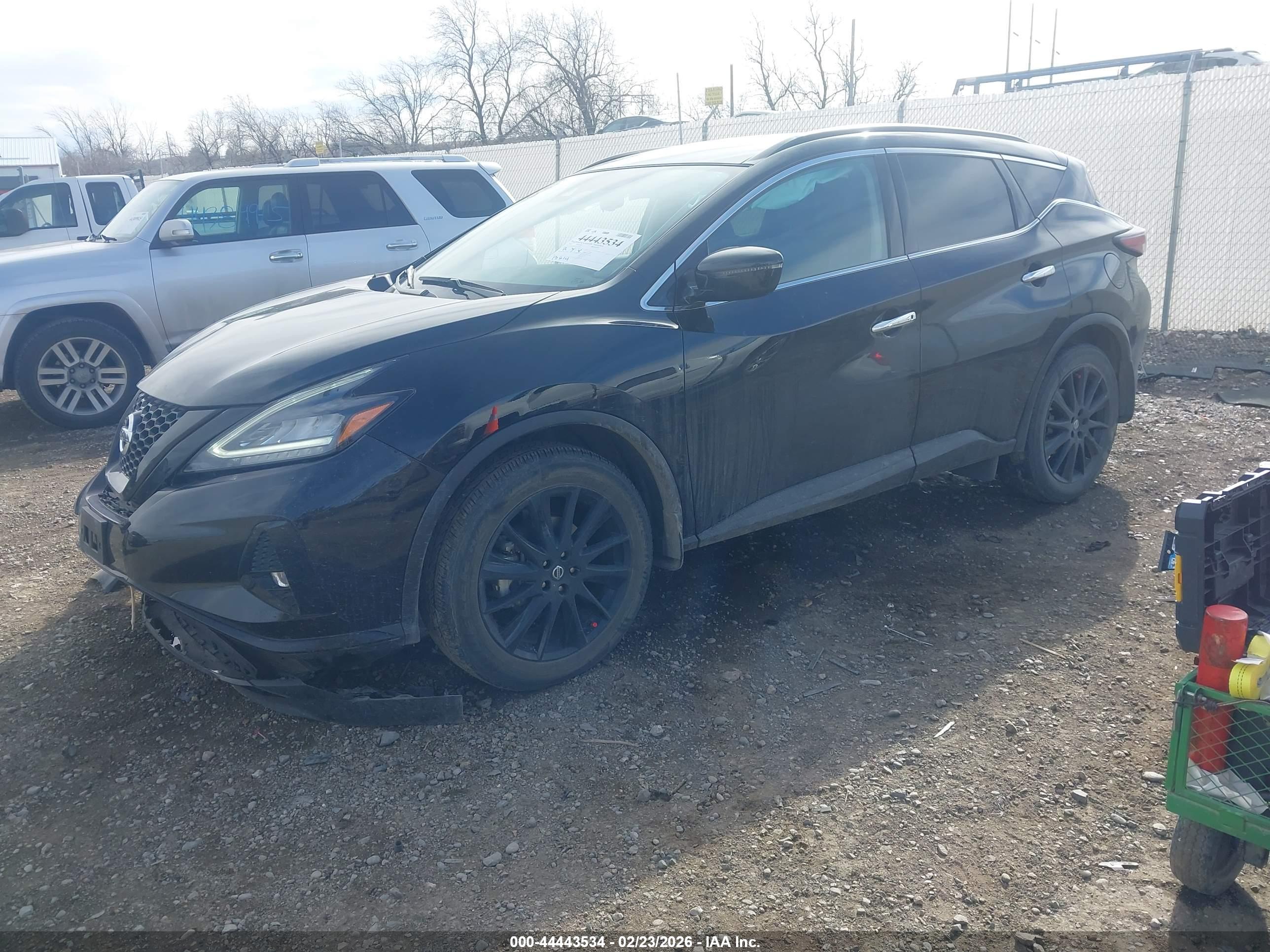 NISSAN MURANO image 2