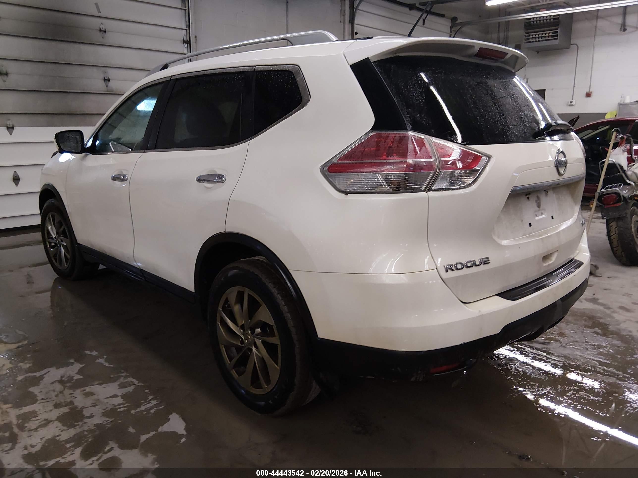 NISSAN ROGUE image 3