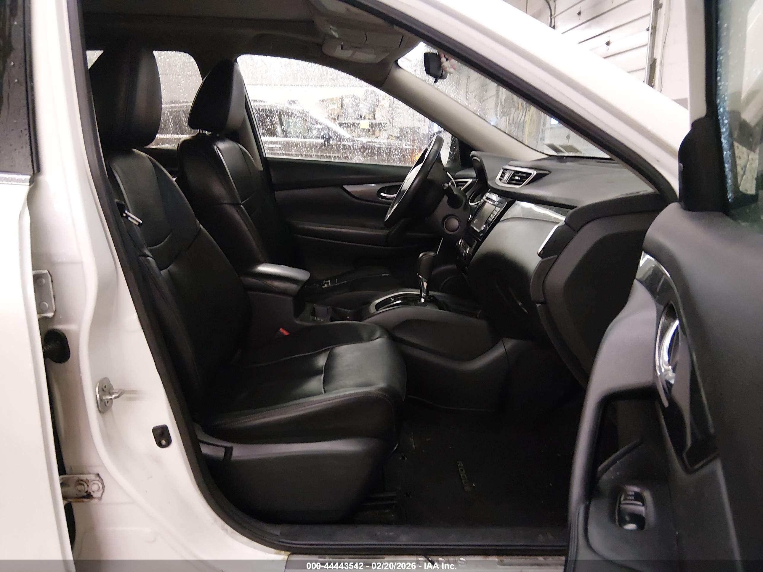 NISSAN ROGUE image 5