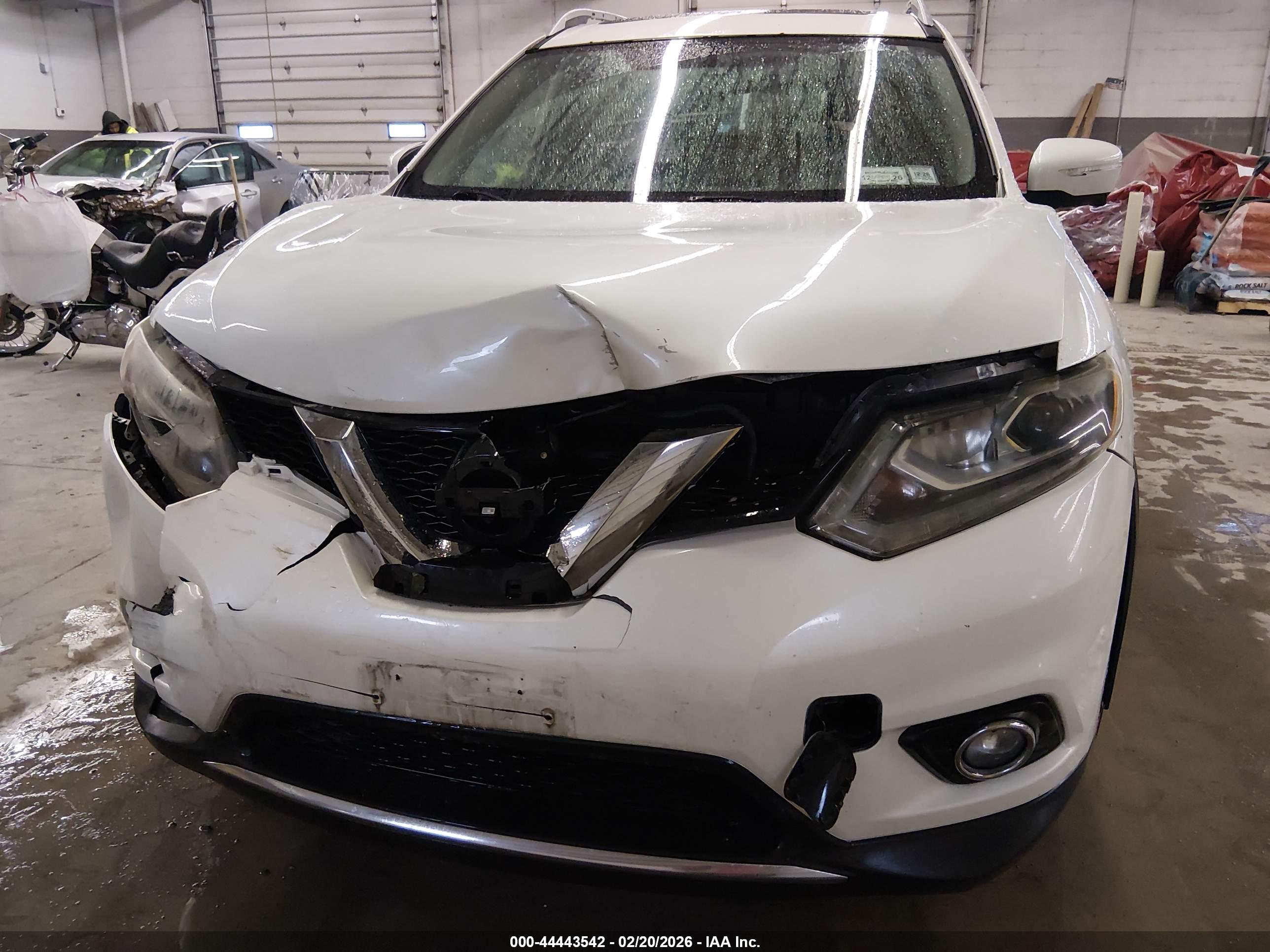 NISSAN ROGUE image 6