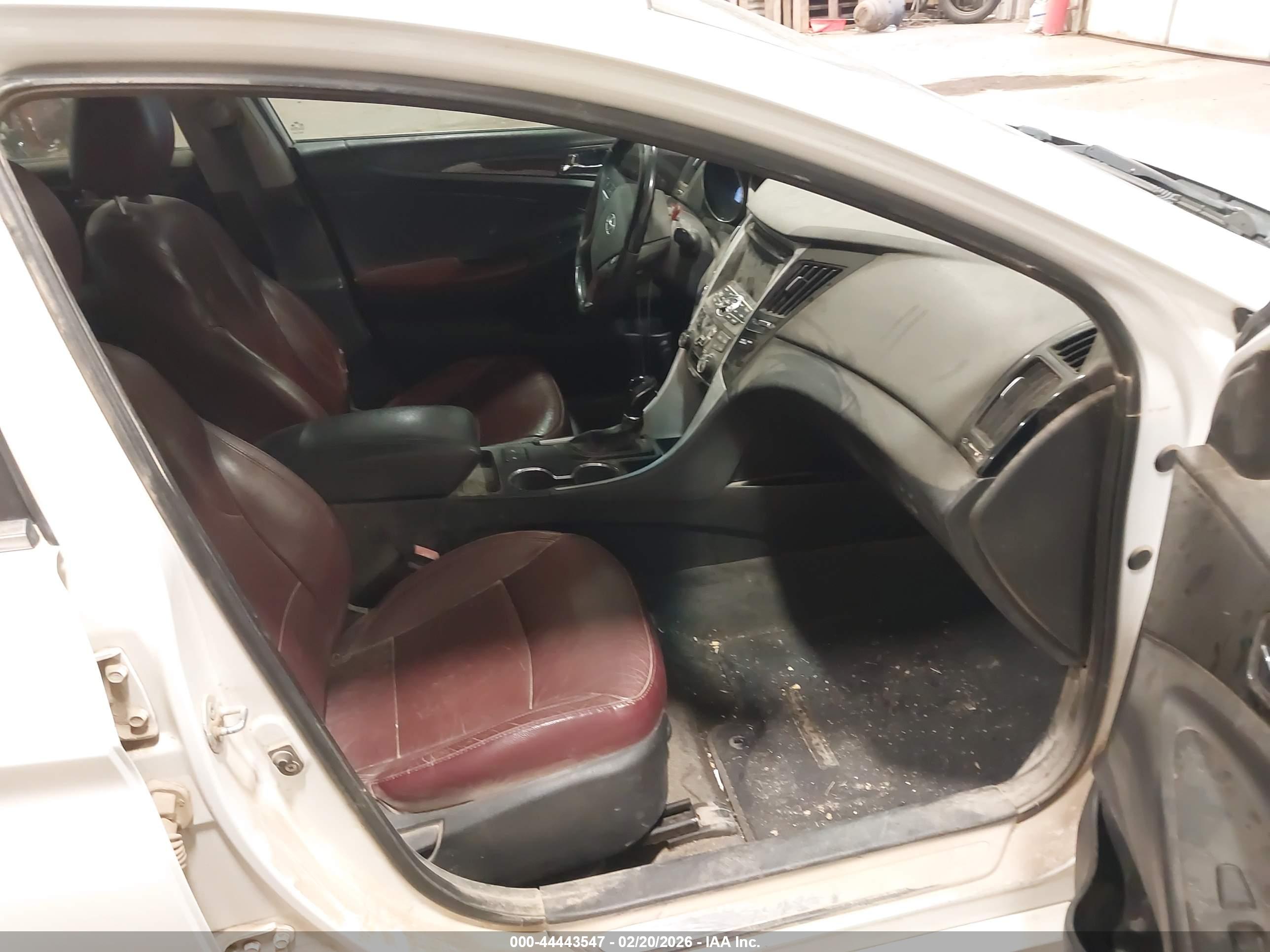 HYUNDAI SONATA image 5