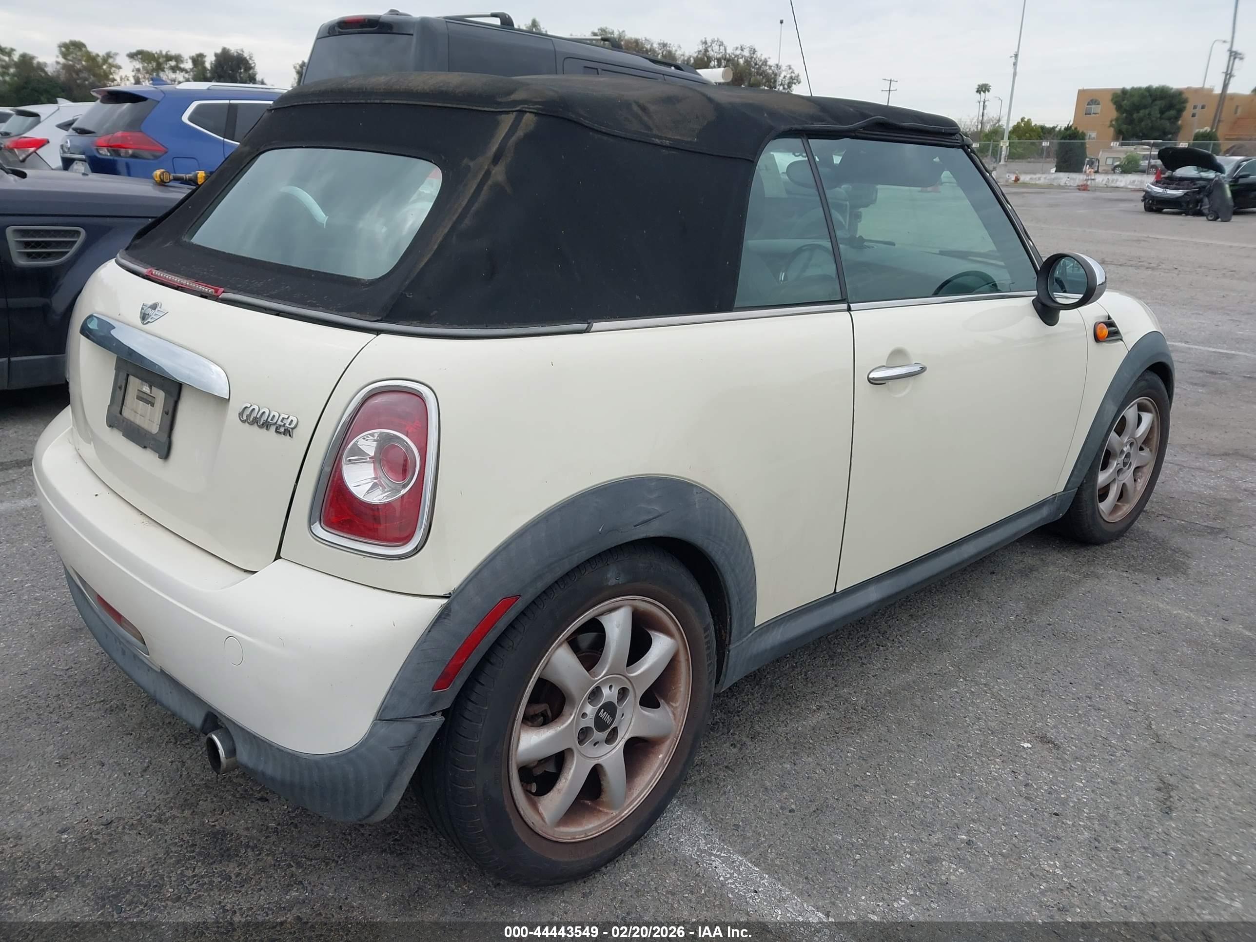 MINI COOPER image 4