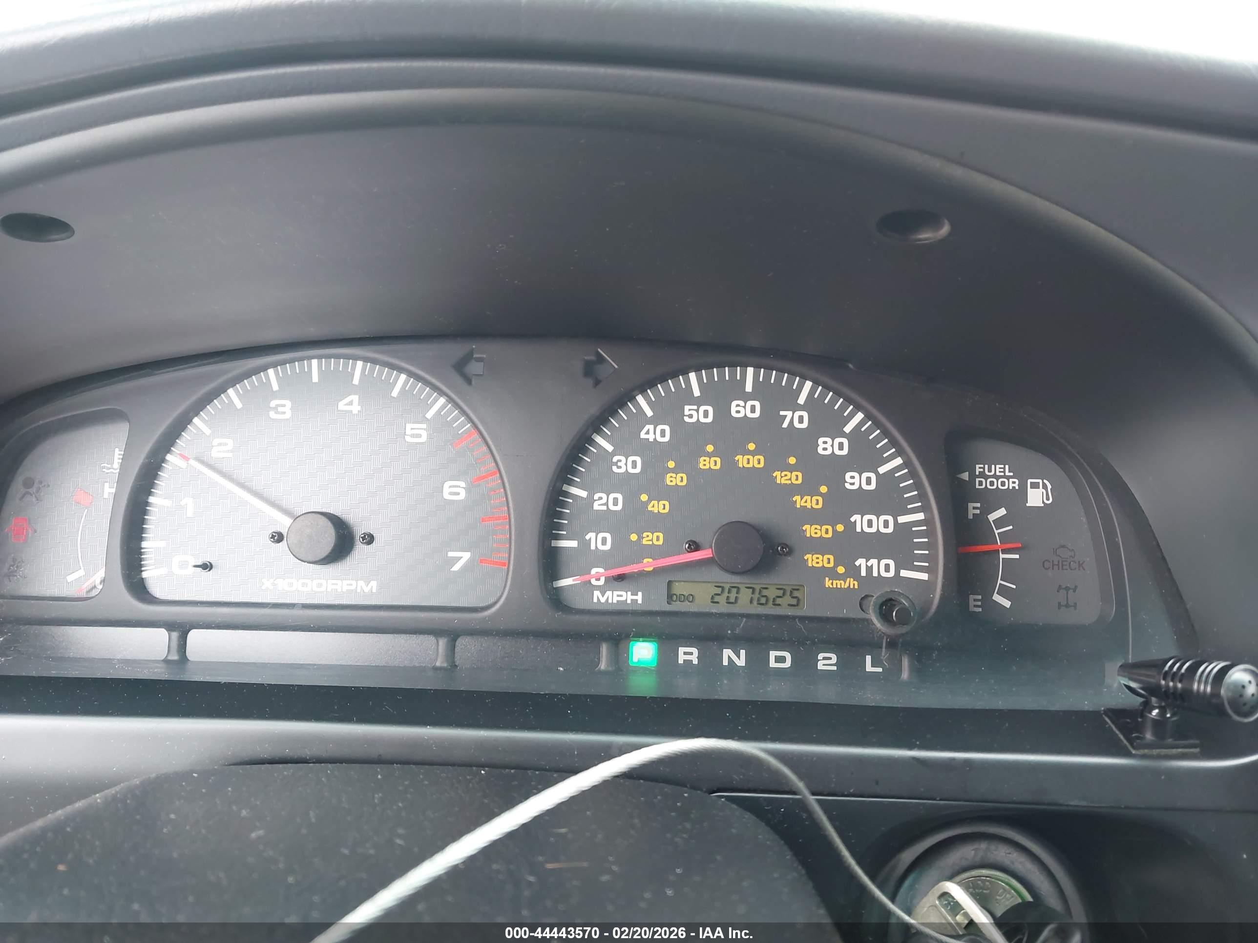 TOYOTA 4RUNNER image 7