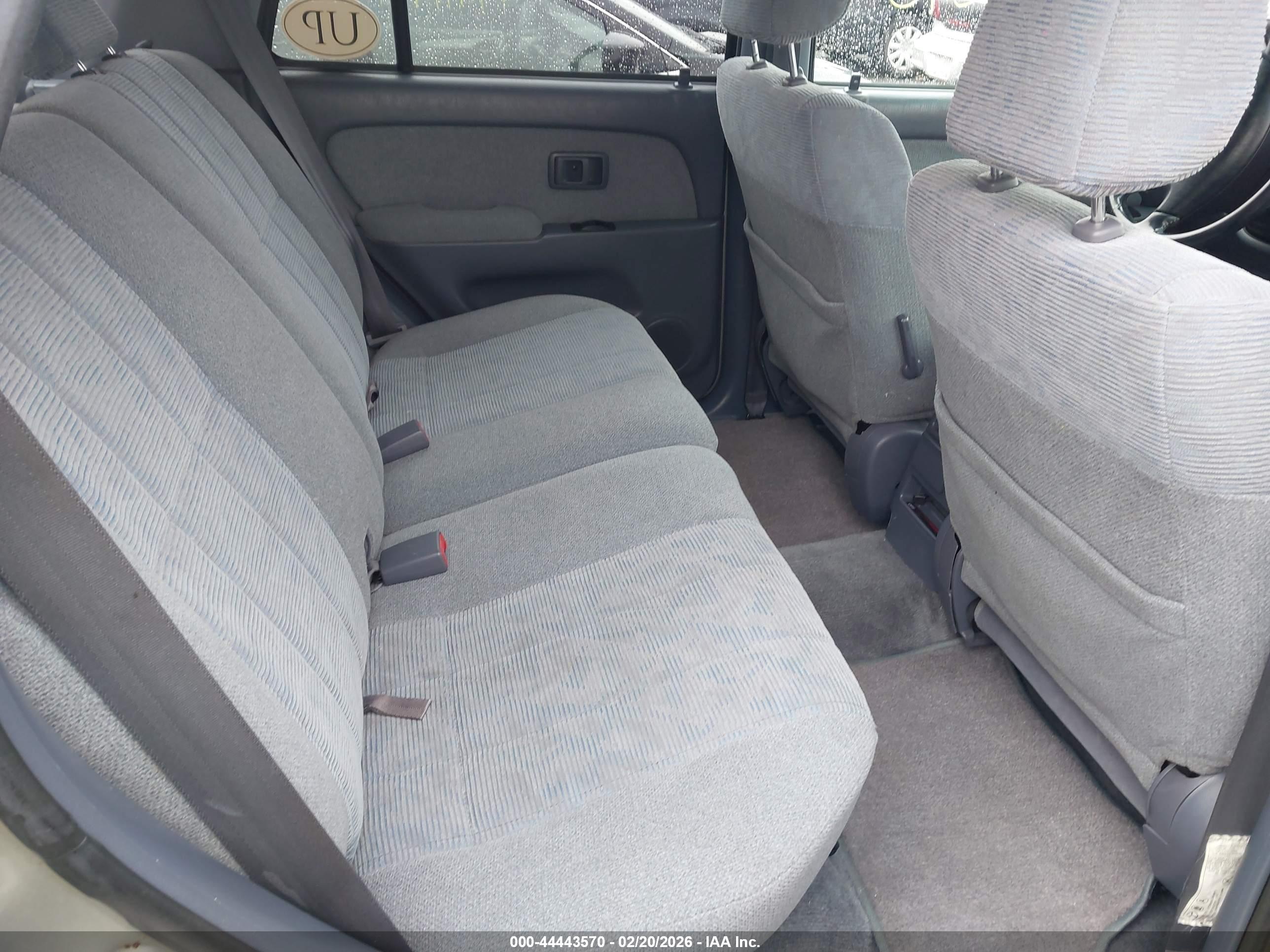 TOYOTA 4RUNNER image 8