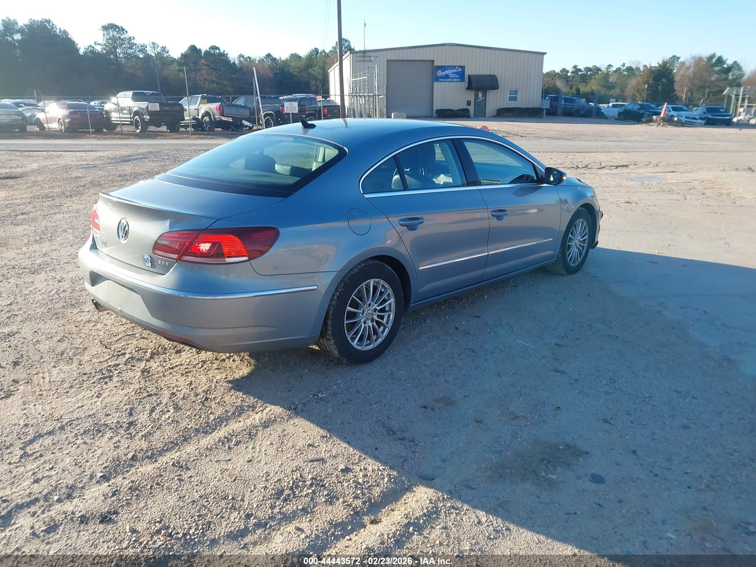 VOLKSWAGEN CC image 4