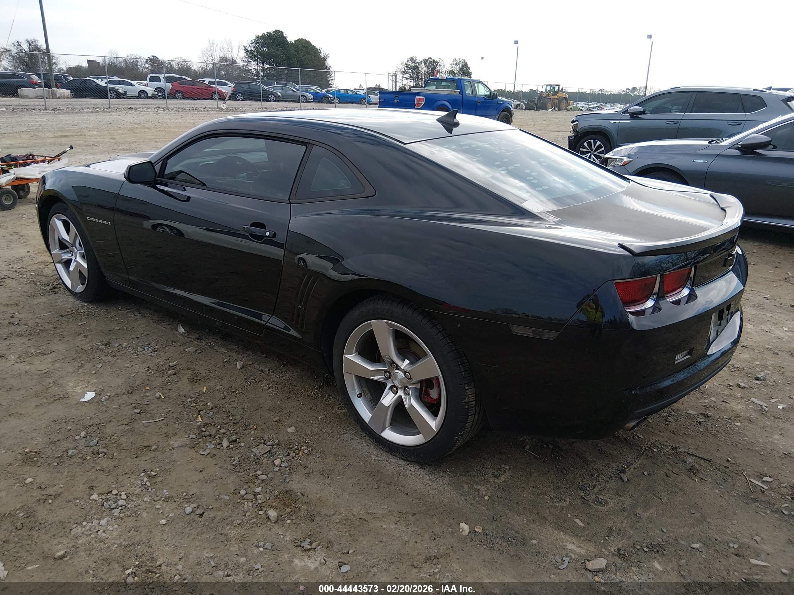 CHEVROLET CAMARO image 3
