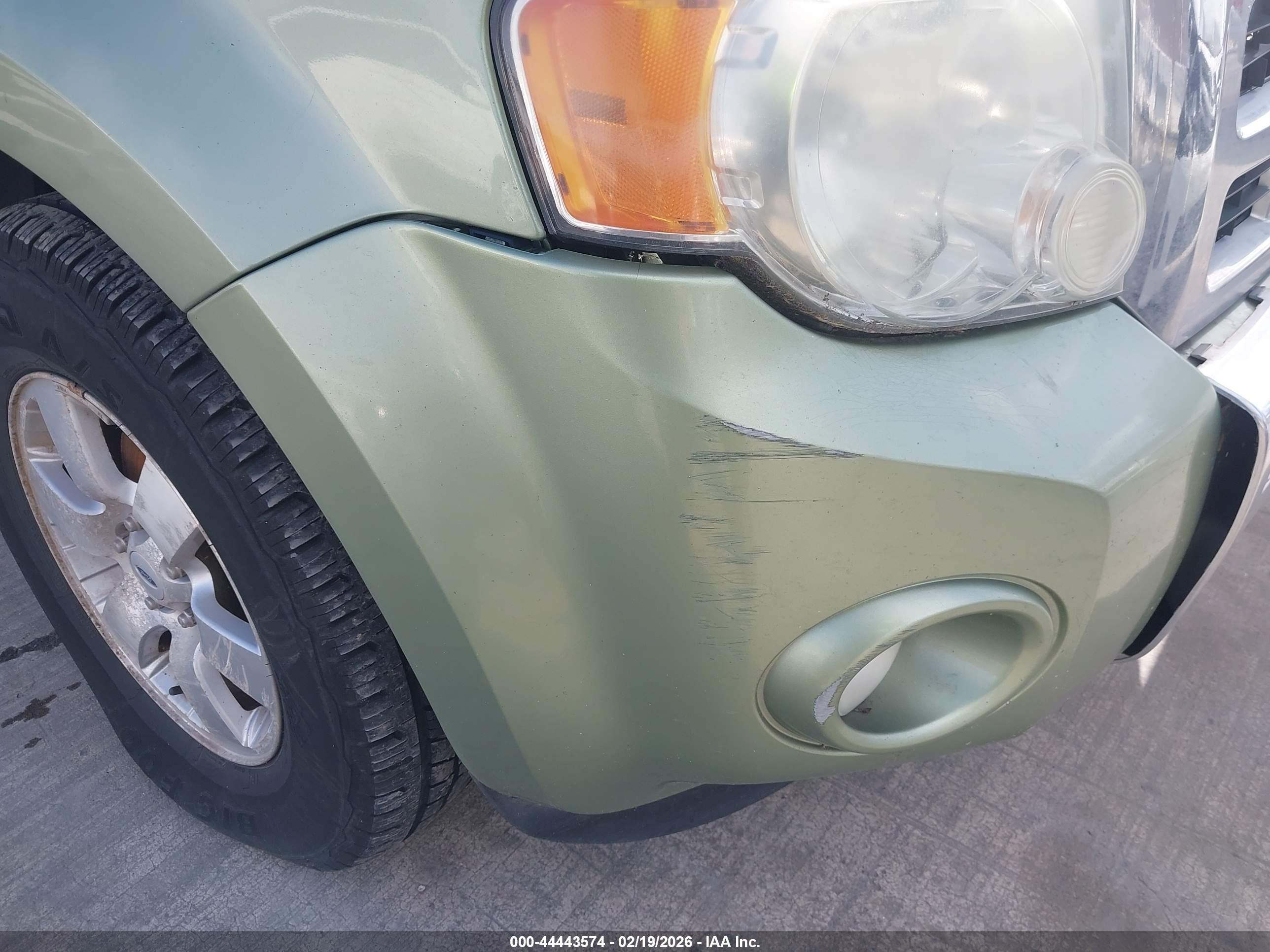 FORD ESCAPE image 6