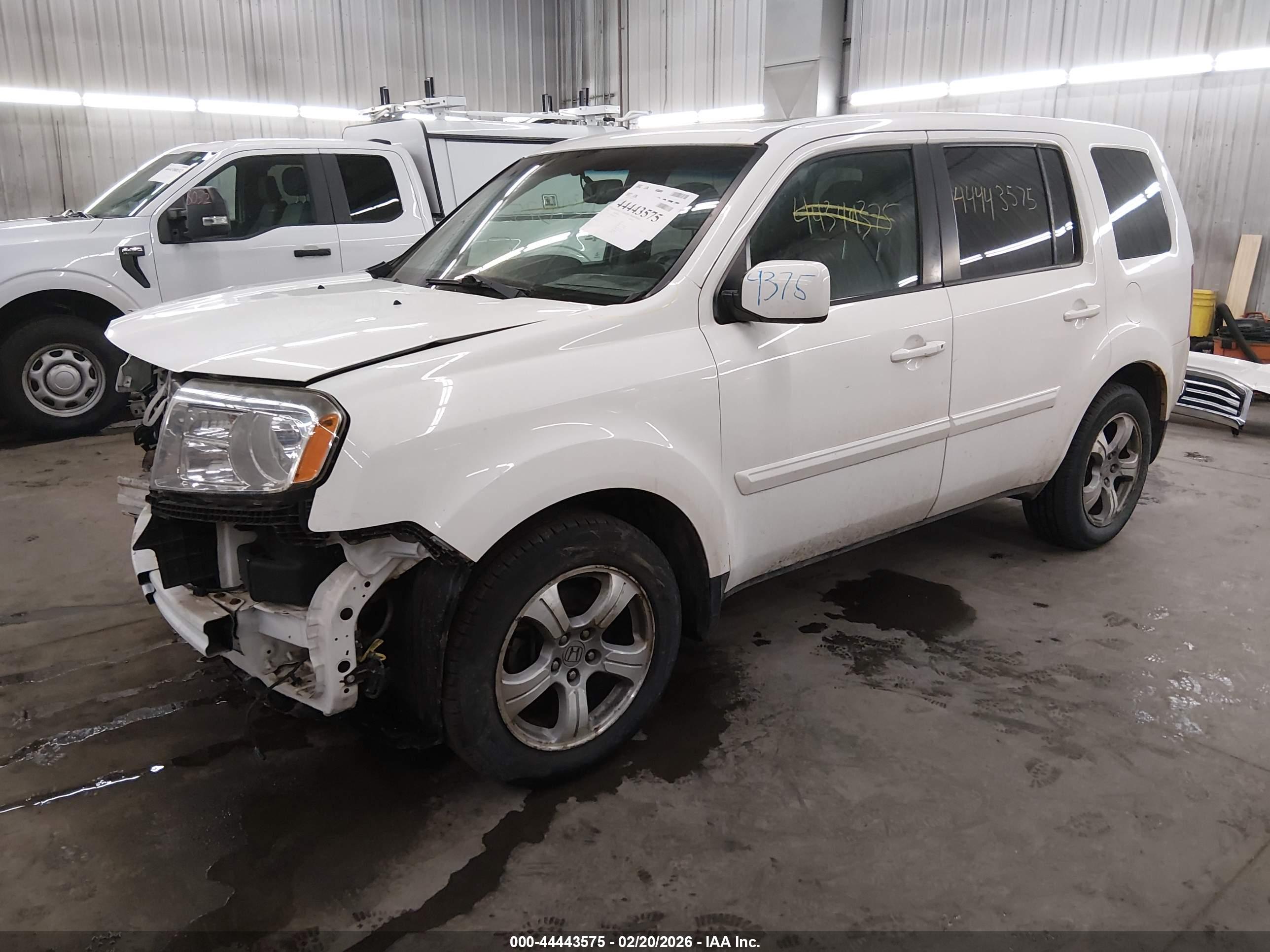 HONDA PILOT image 2