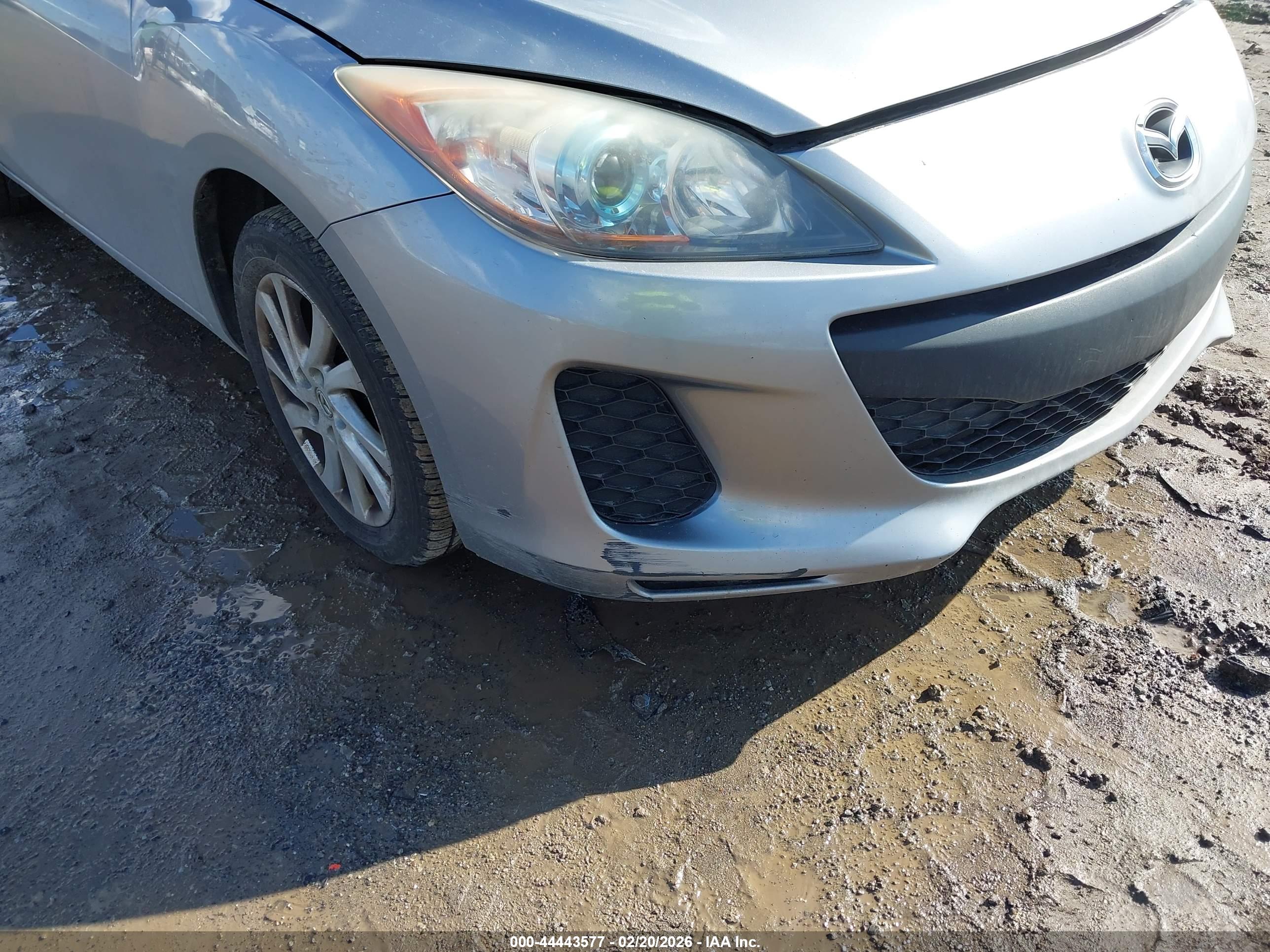 MAZDA MAZDA3 image 6