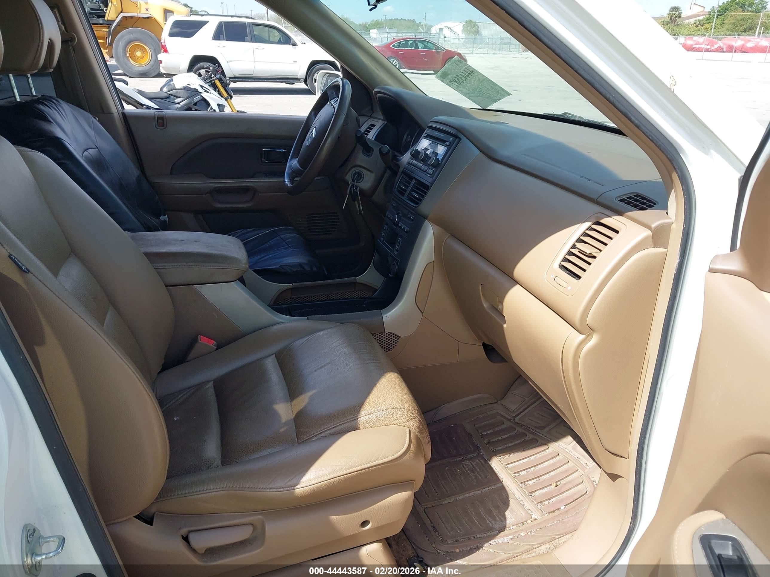 HONDA PILOT image 5