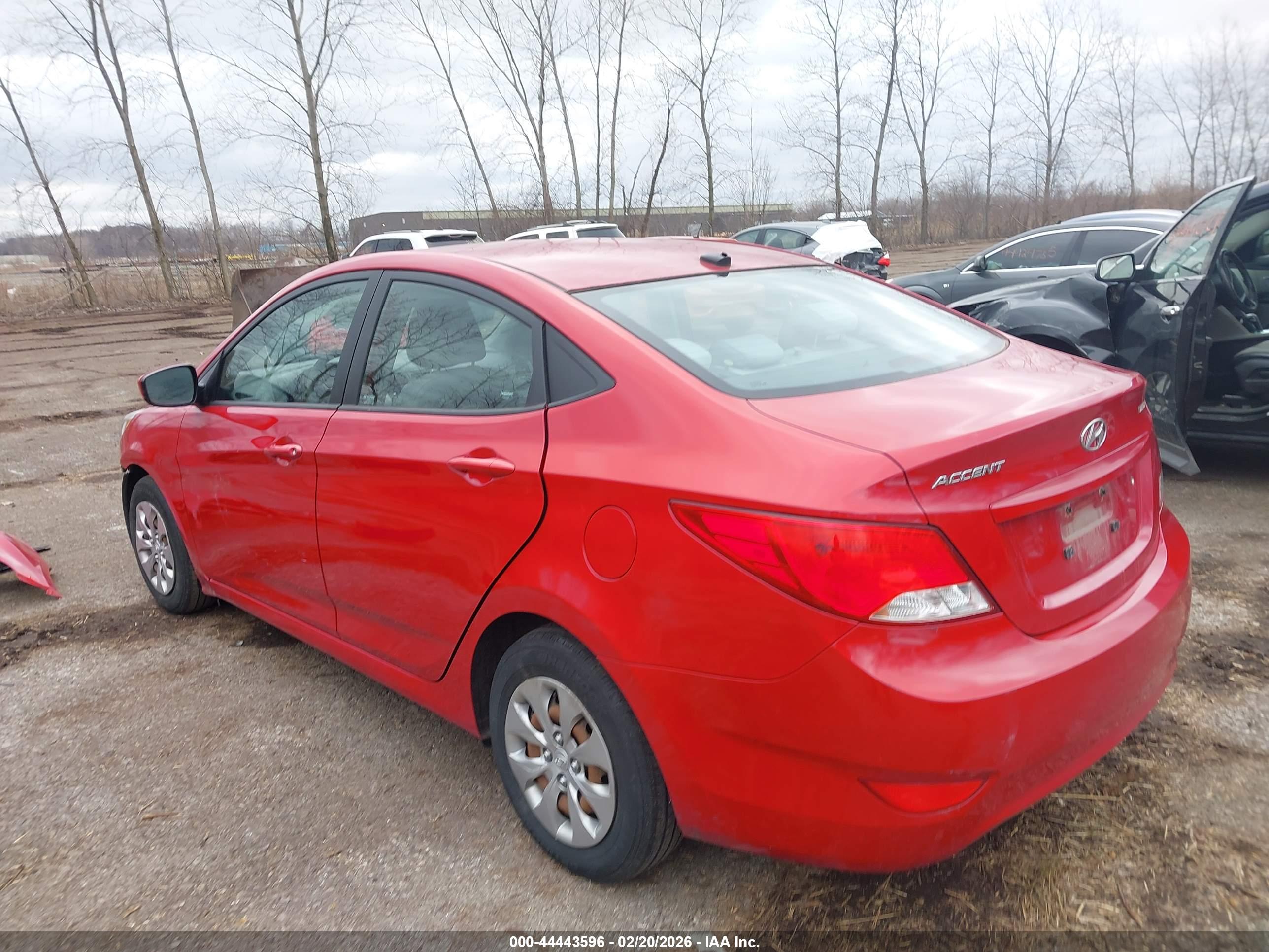 HYUNDAI ACCENT image 3