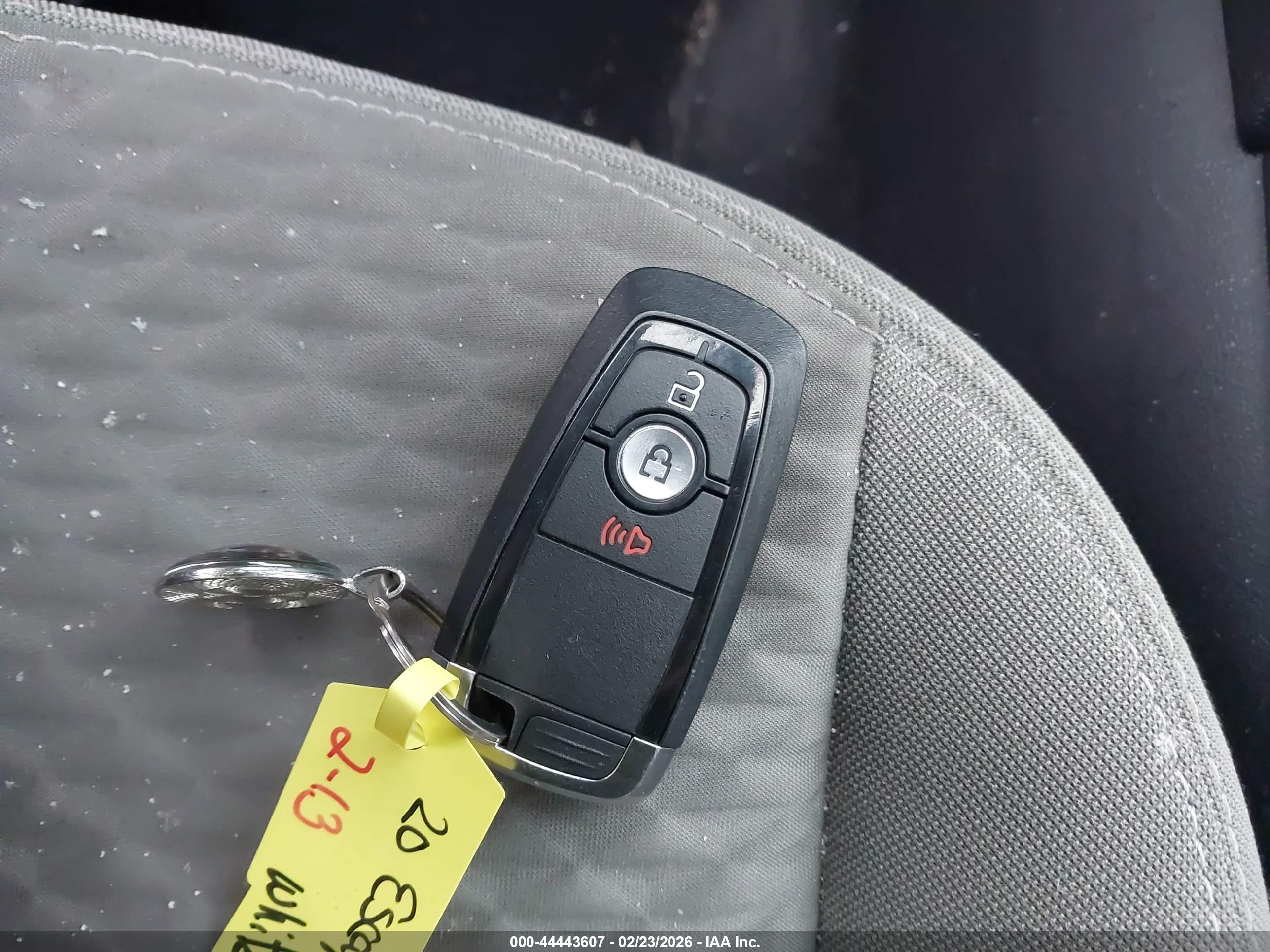 FORD ESCAPE image 11