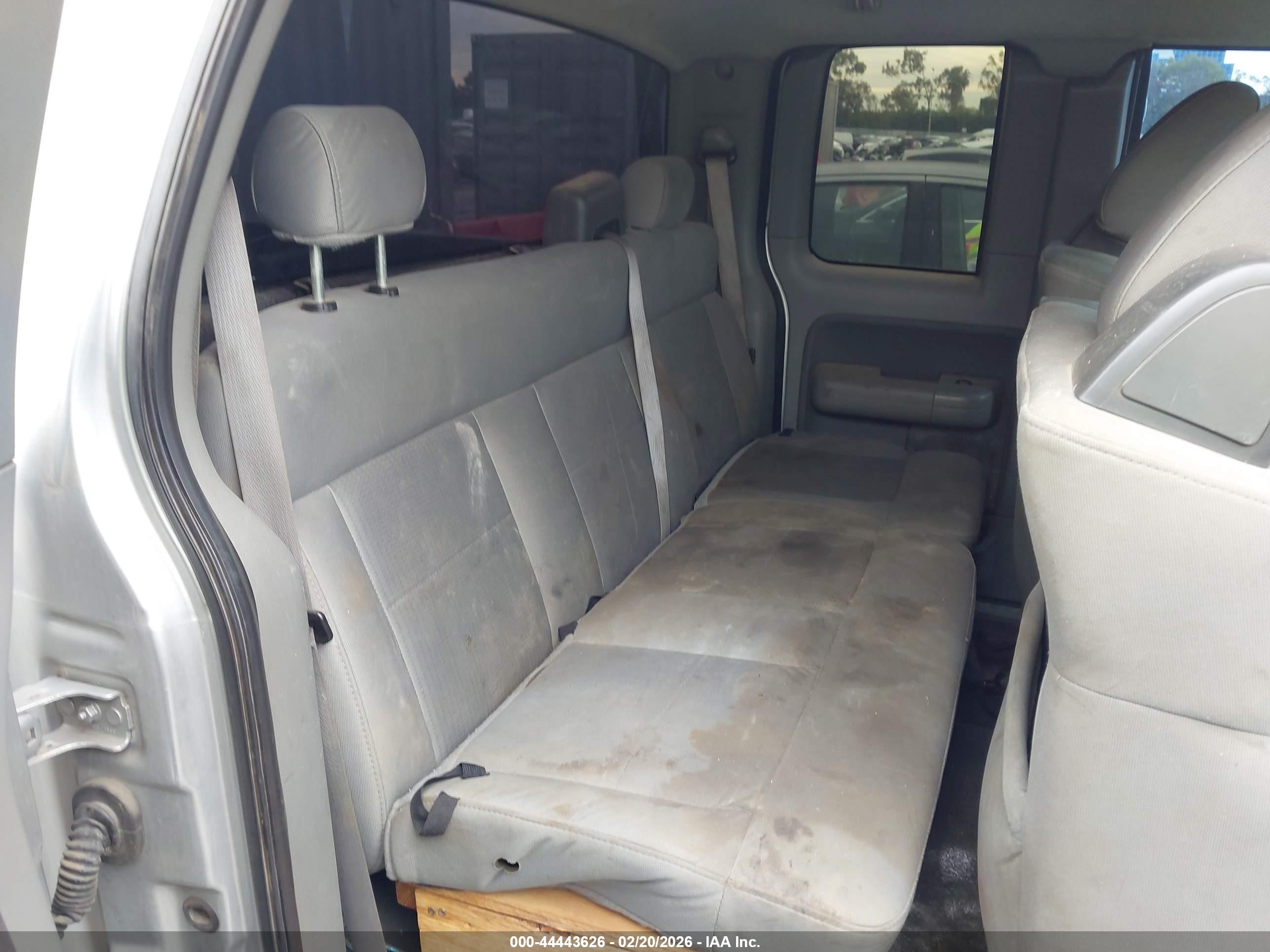 FORD F-150 image 8