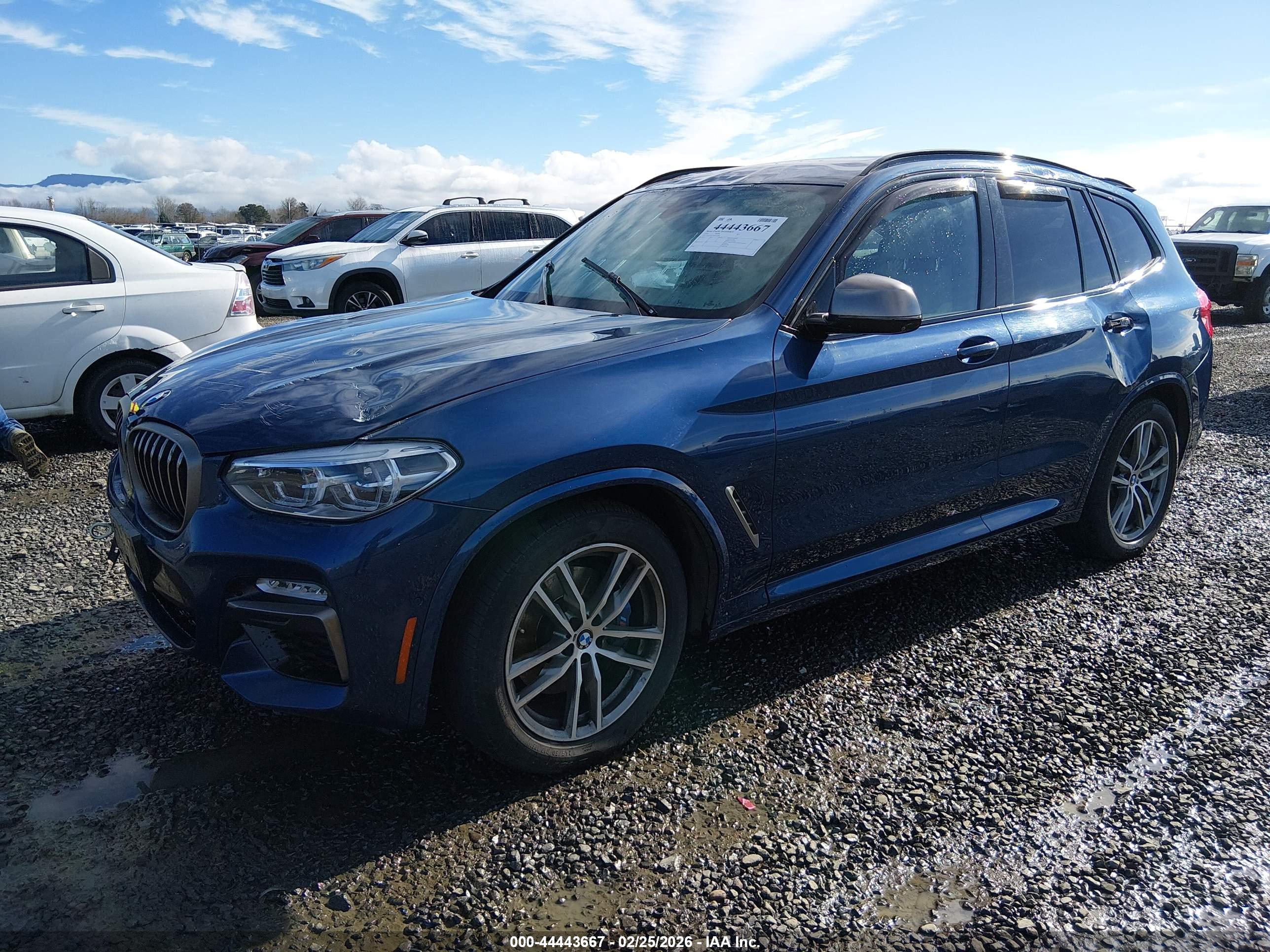 BMW X3 image 2