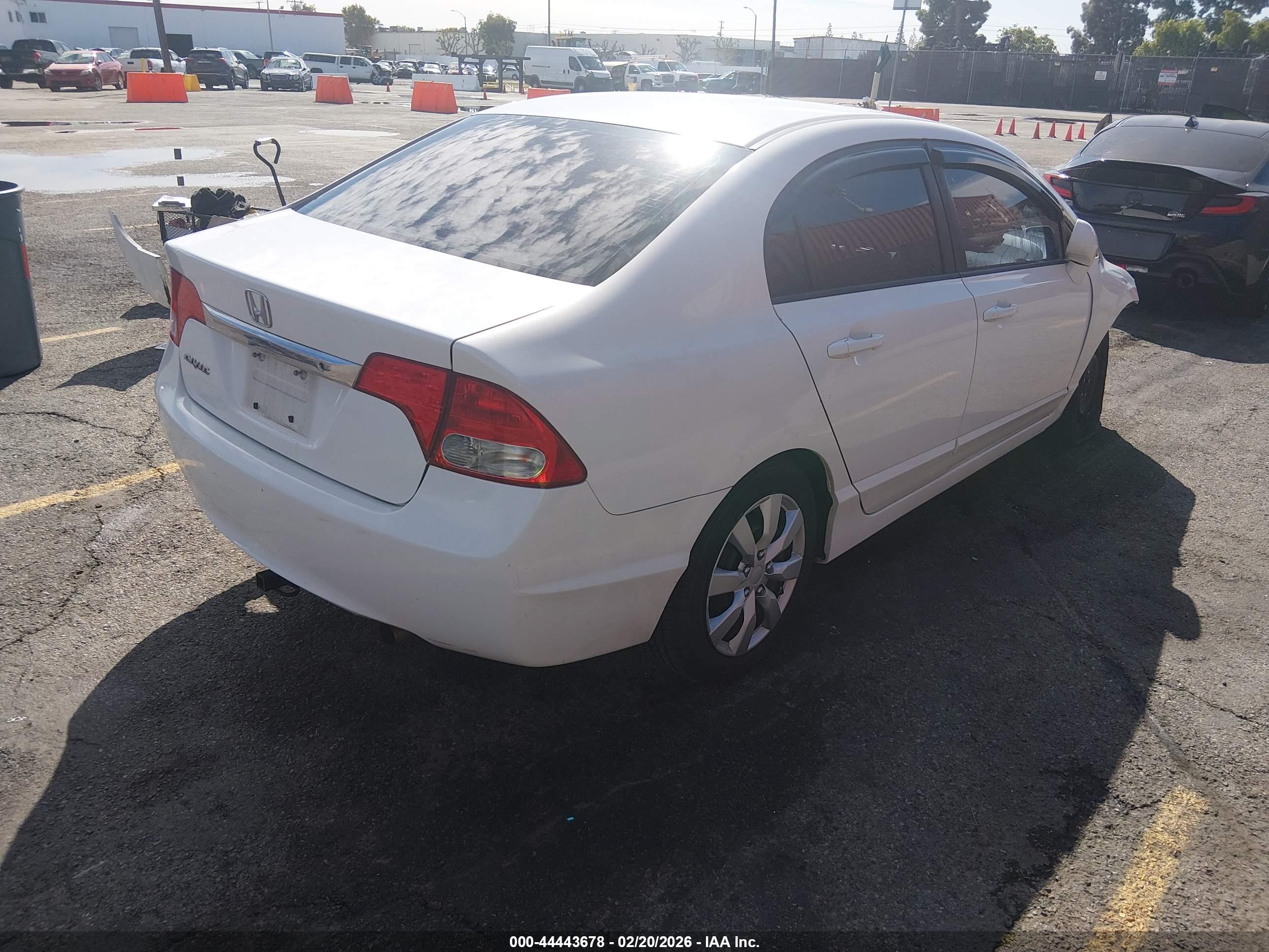 HONDA CIVIC image 4
