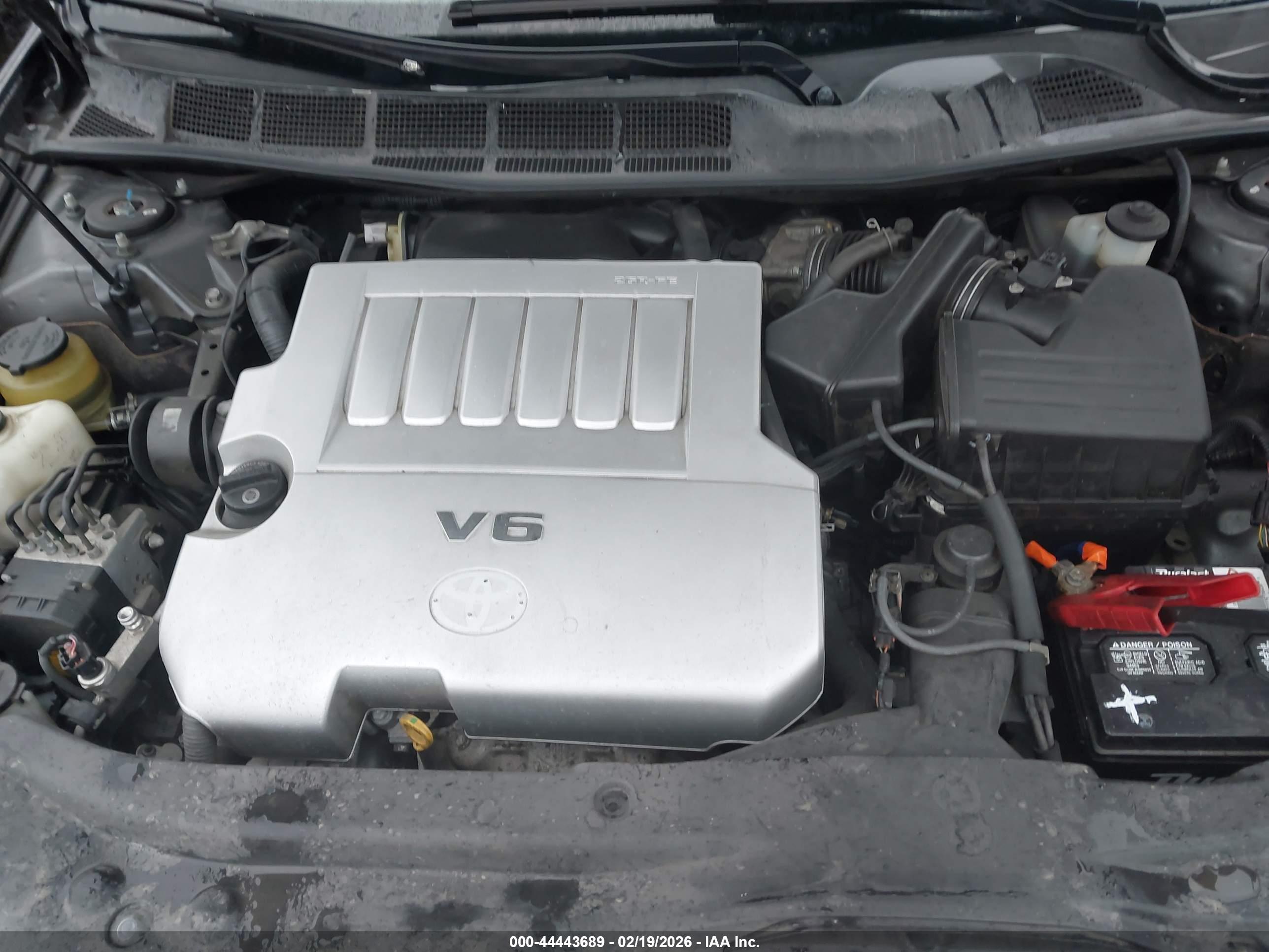 TOYOTA AVALON image 10