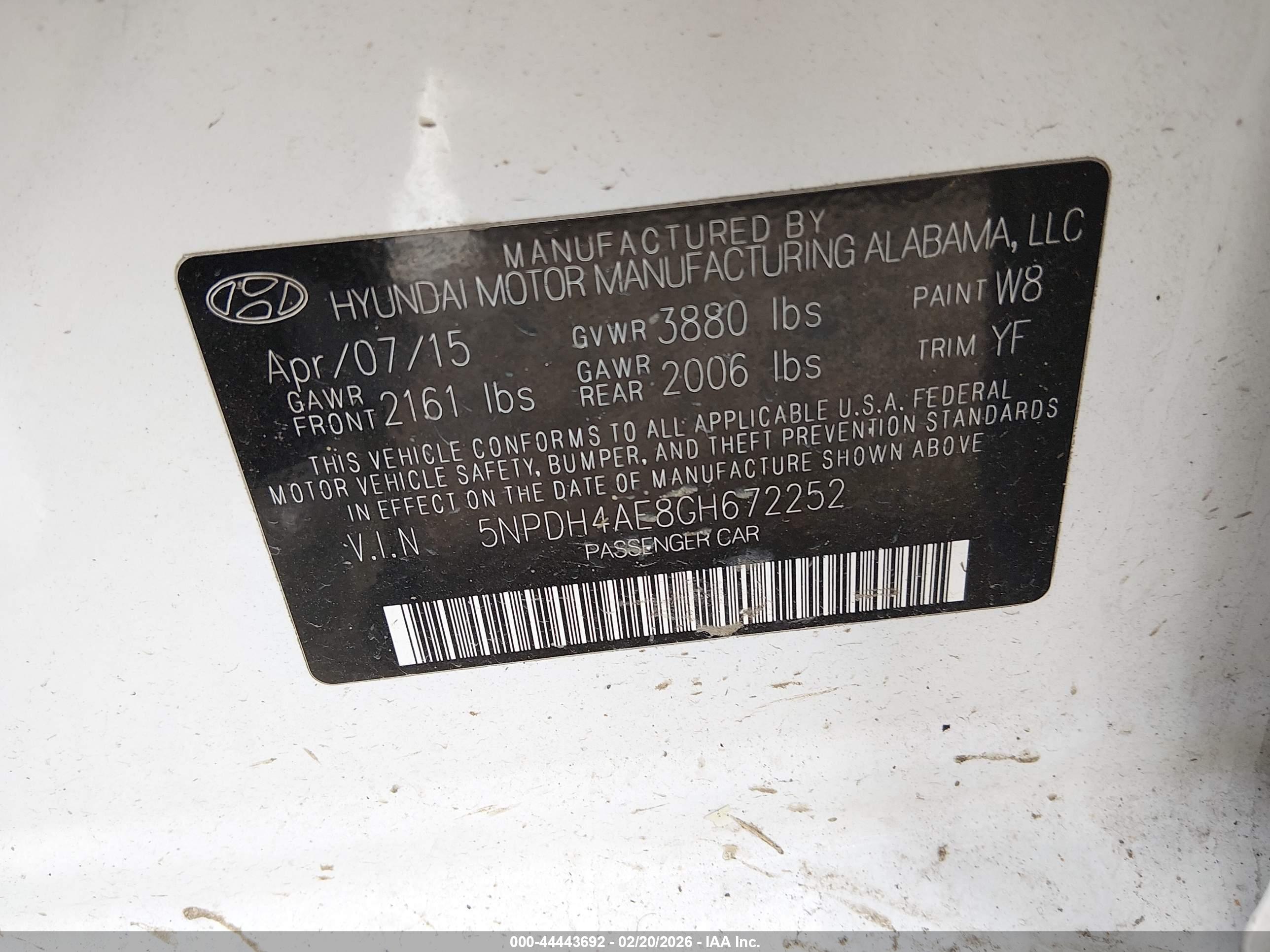 HYUNDAI ELANTRA image 9