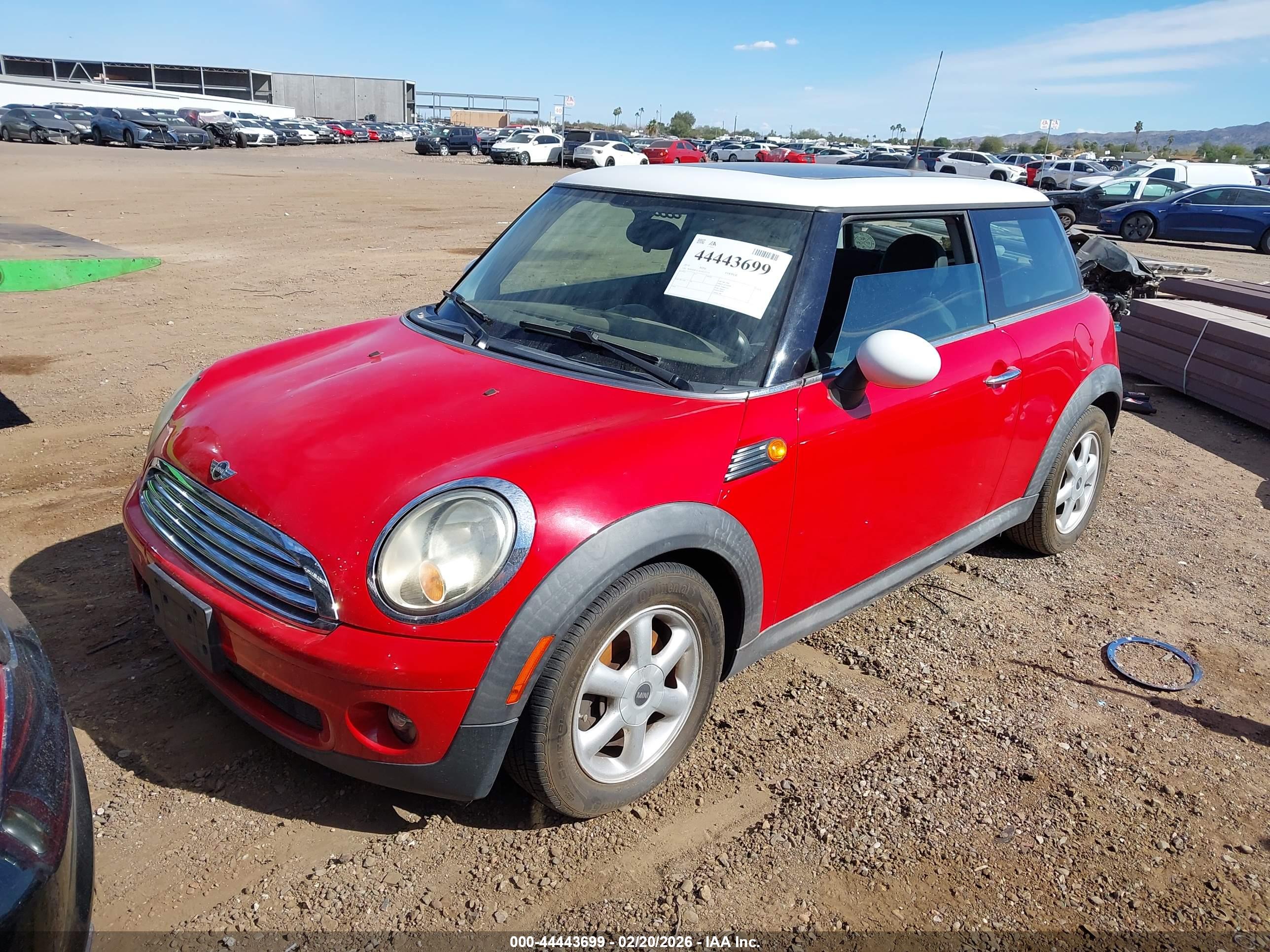 MINI COOPER image 2