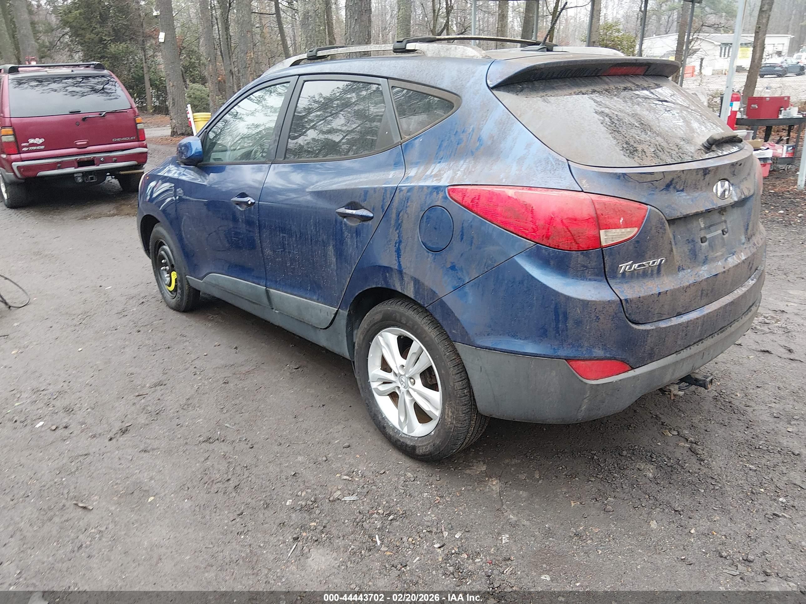 HYUNDAI TUCSON image 3