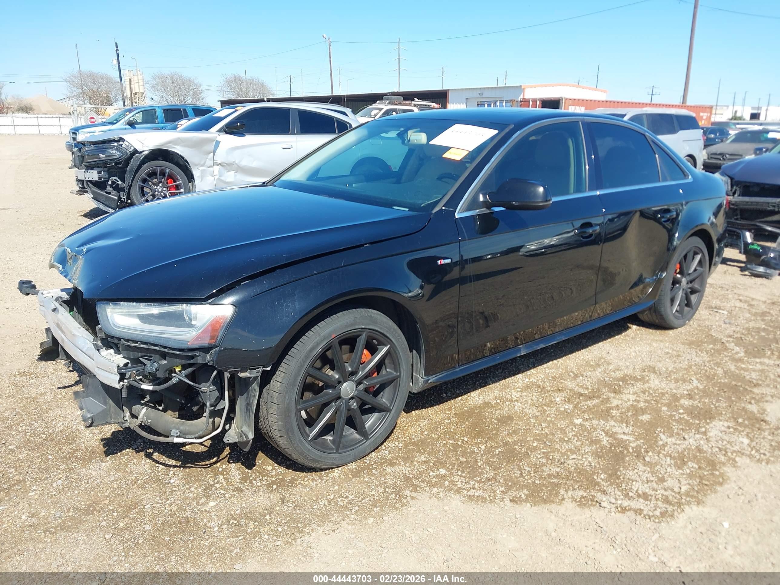 AUDI A4 image 2