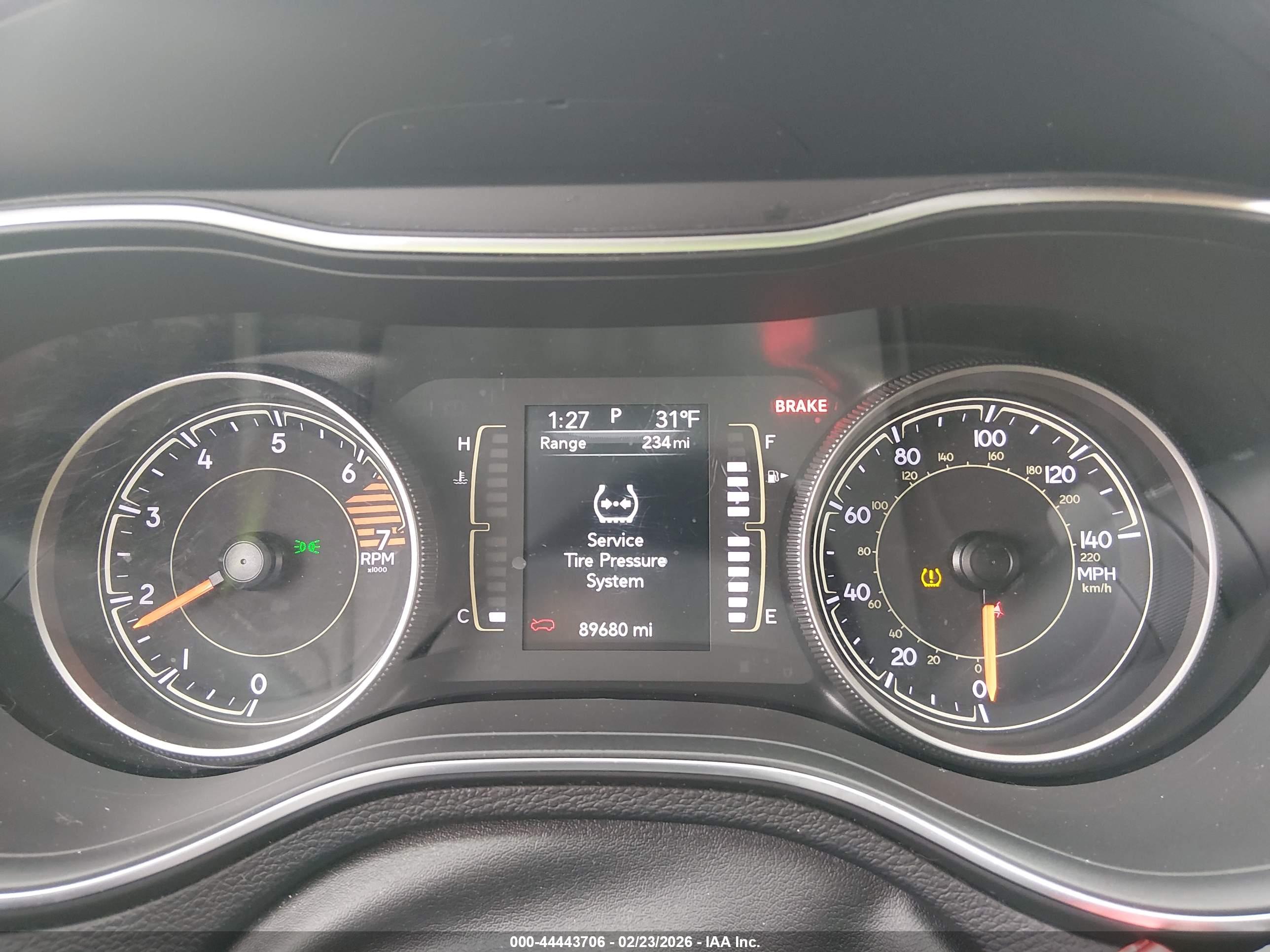 JEEP CHEROKEE image 7