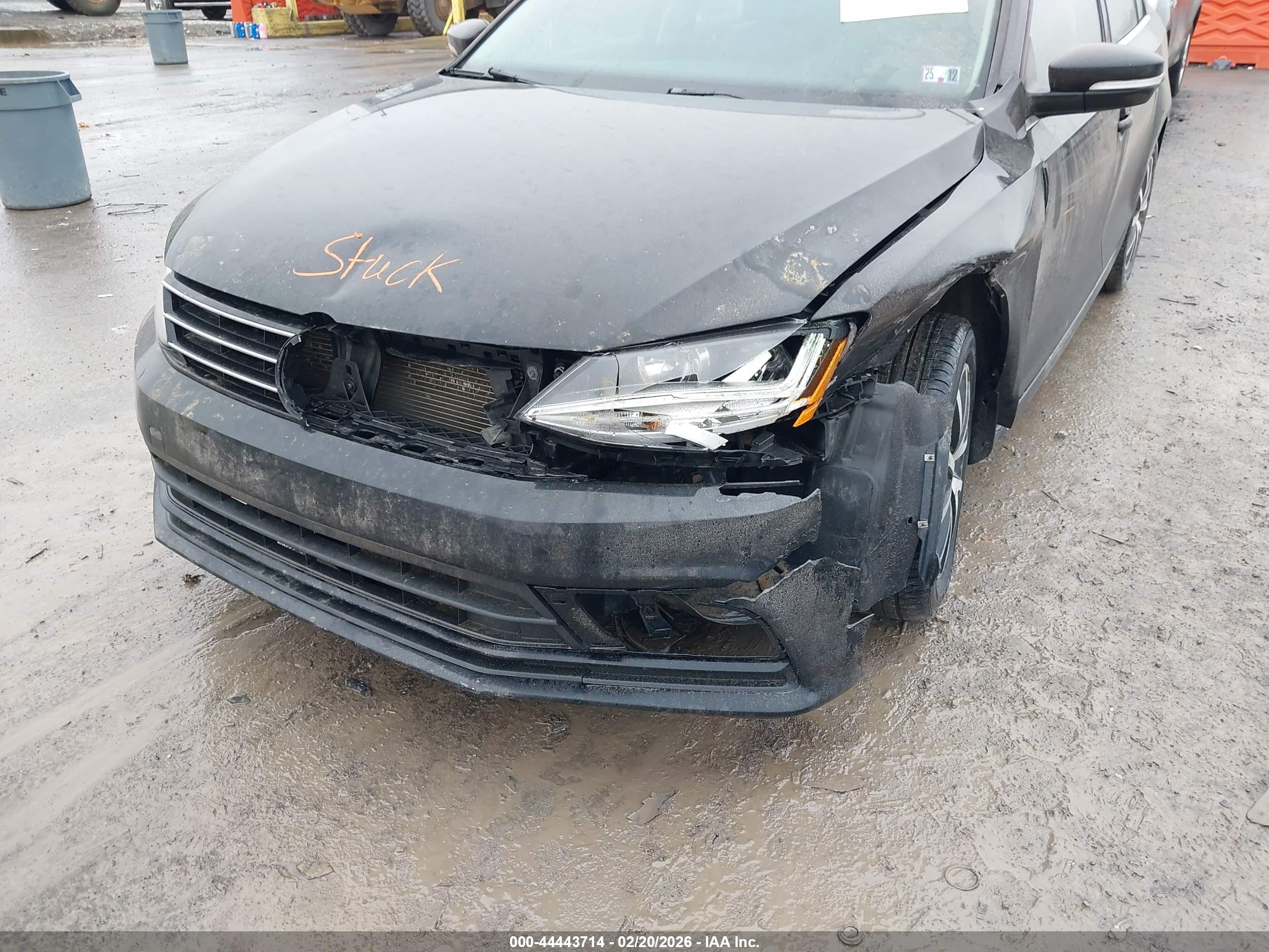 VOLKSWAGEN JETTA image 6