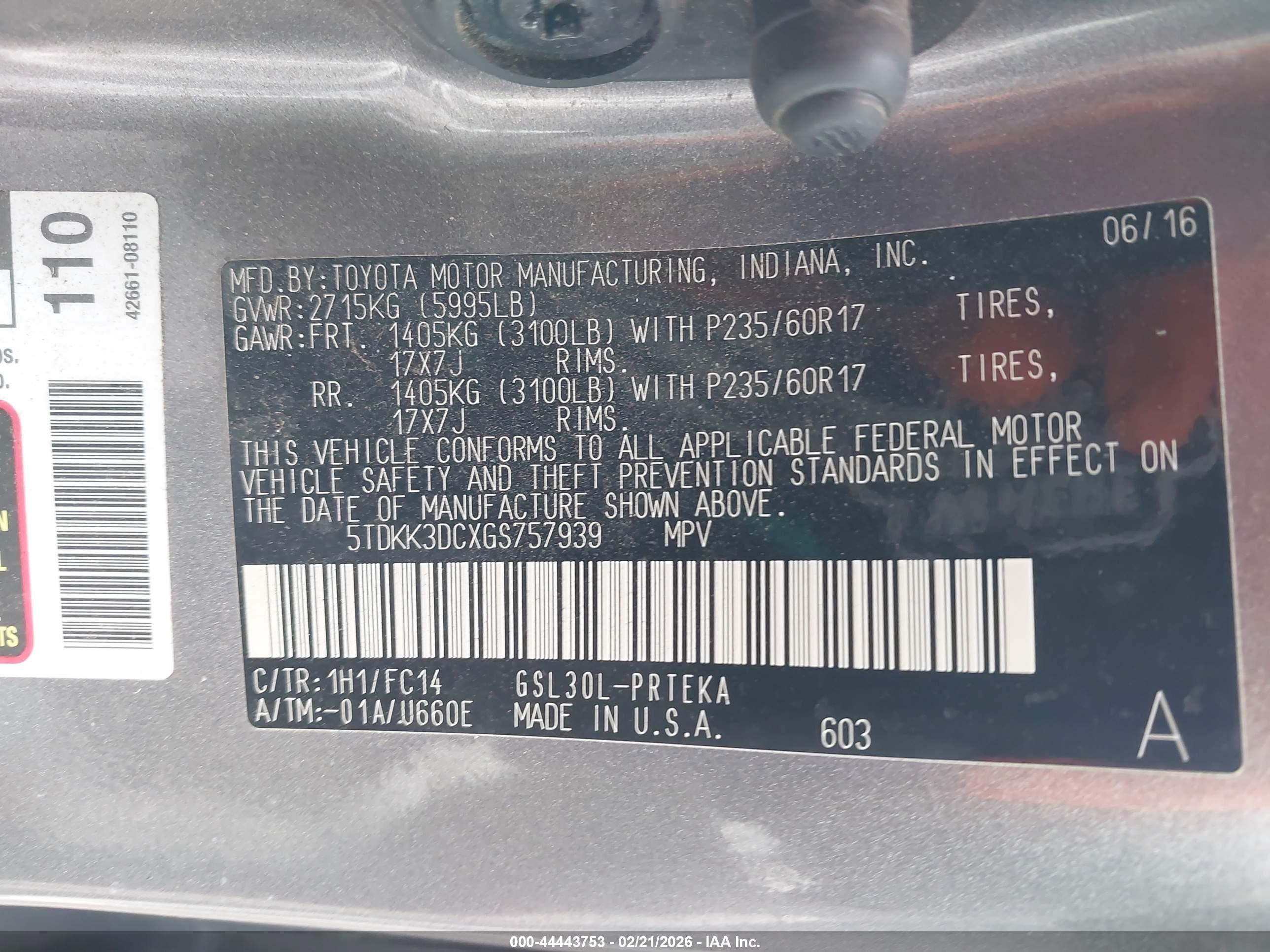 TOYOTA SIENNA image 9