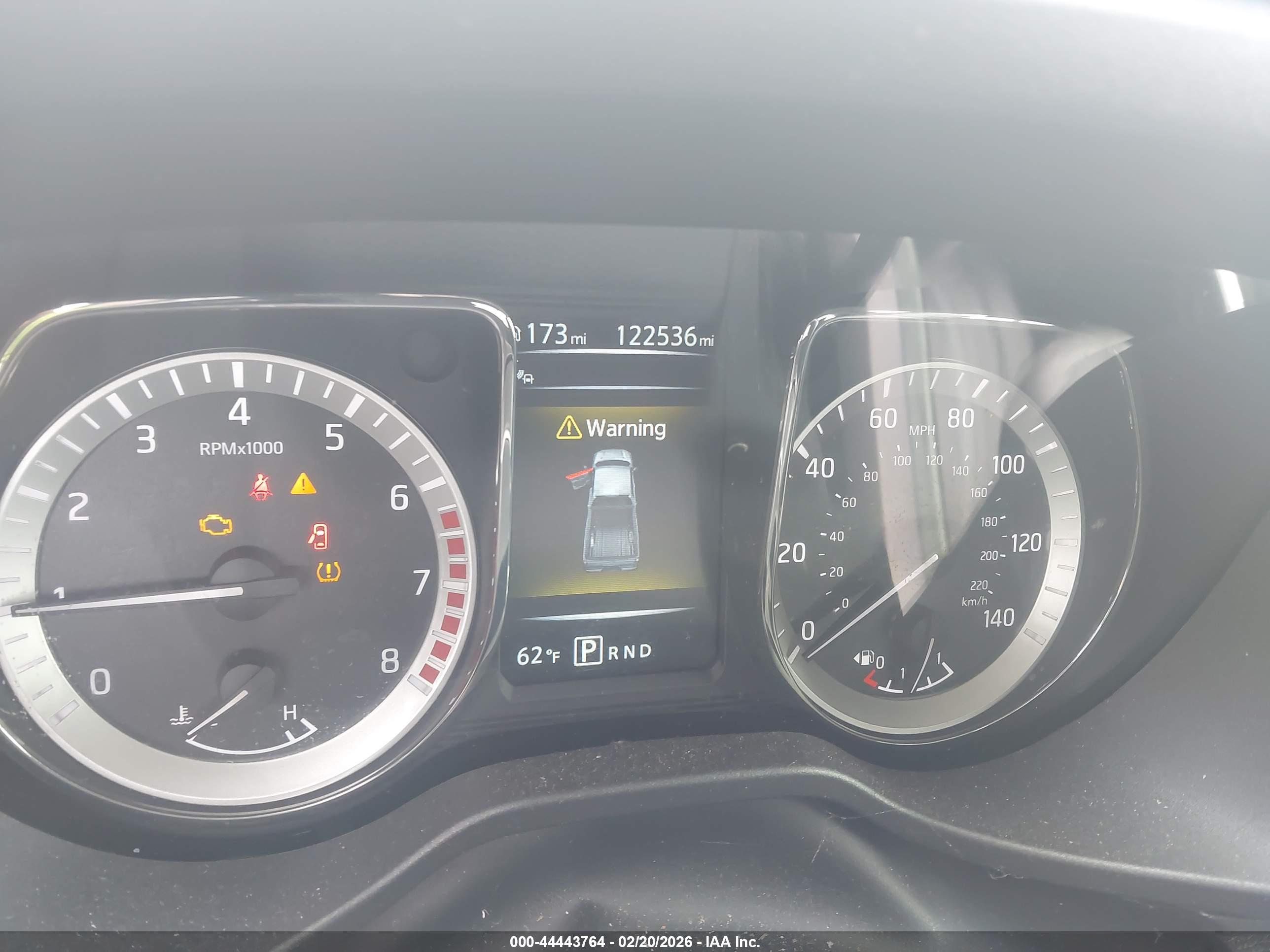 NISSAN TITAN image 7