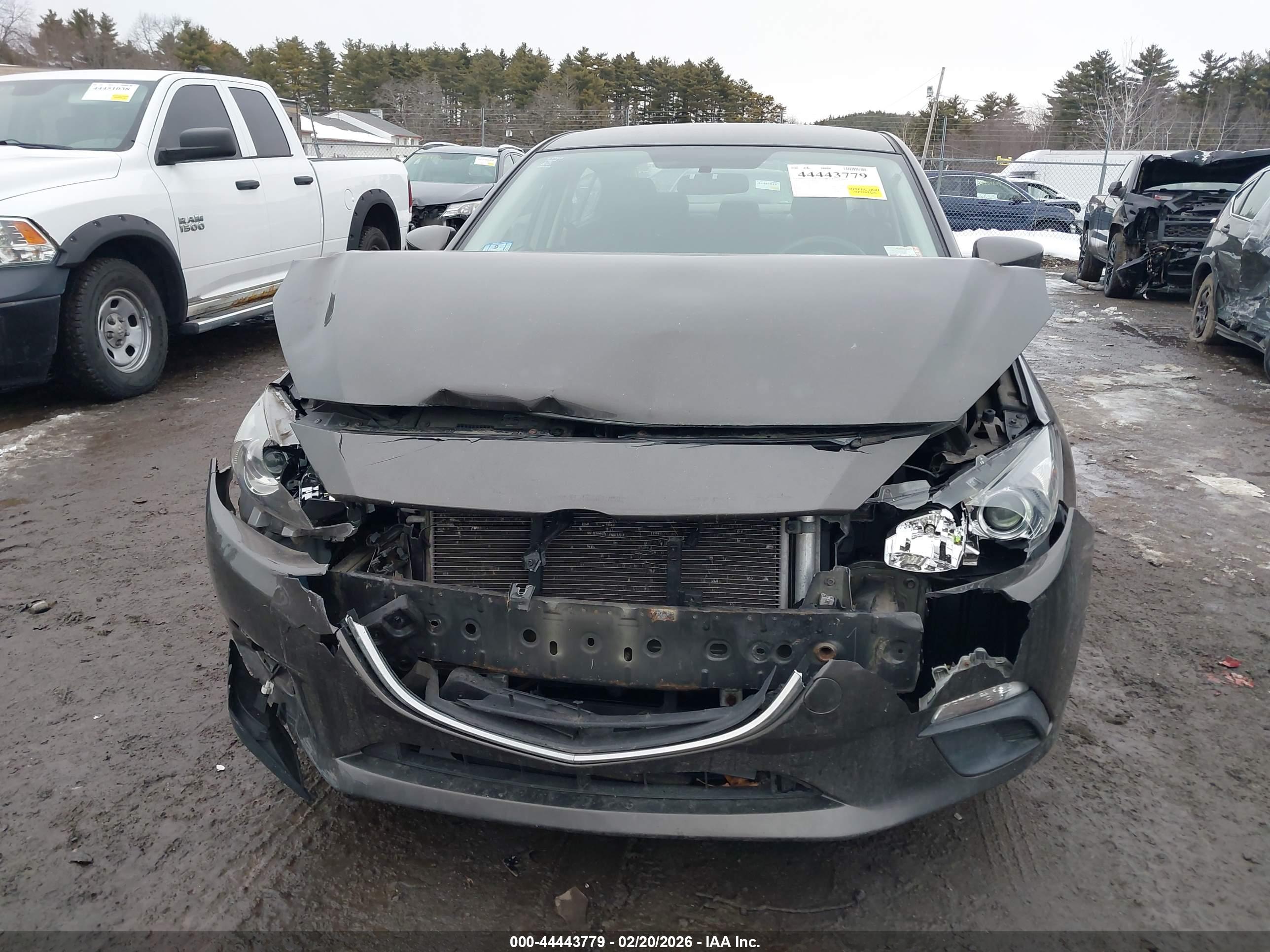 MAZDA MAZDA3 image 6