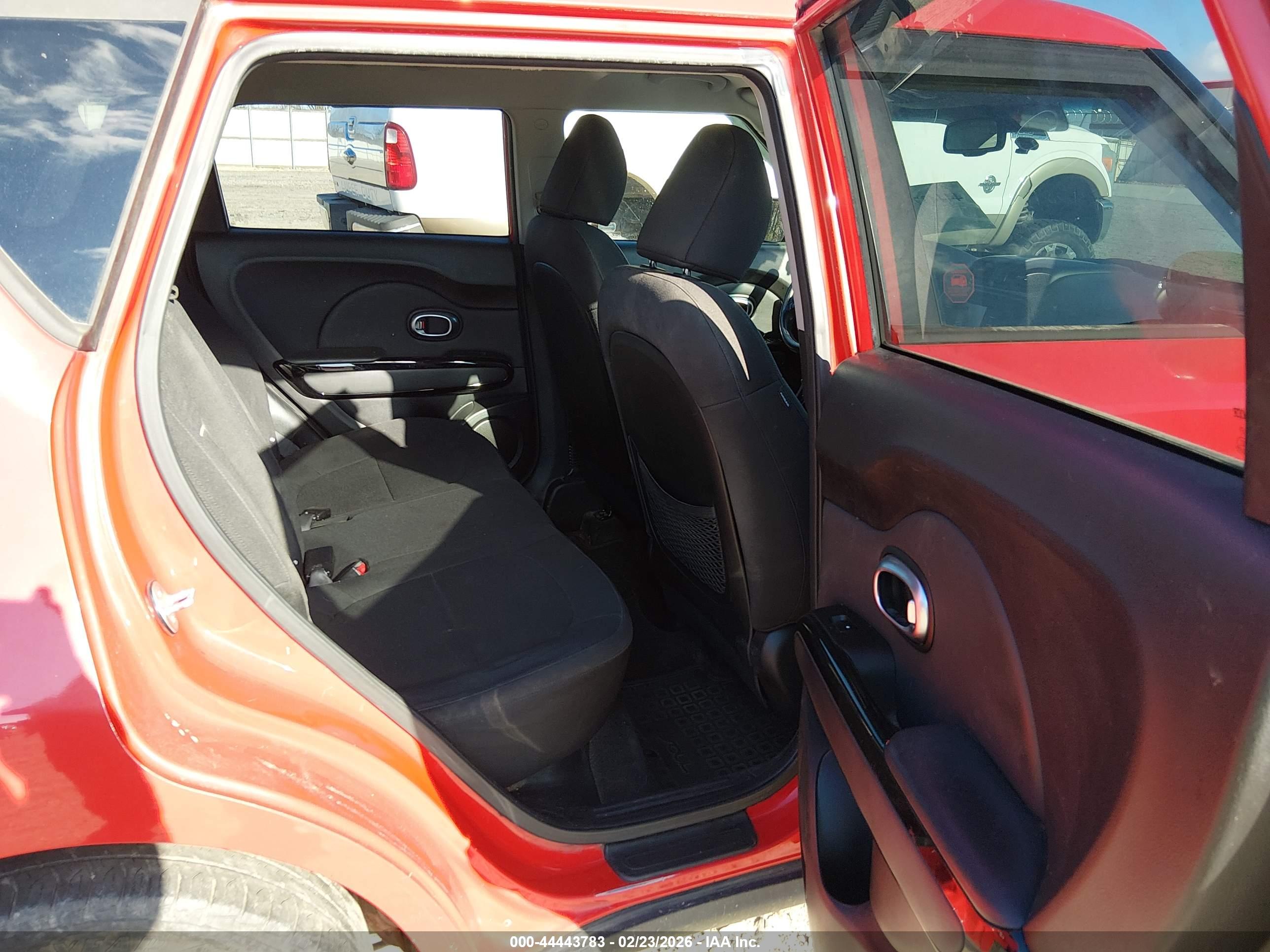 KIA SOUL image 8