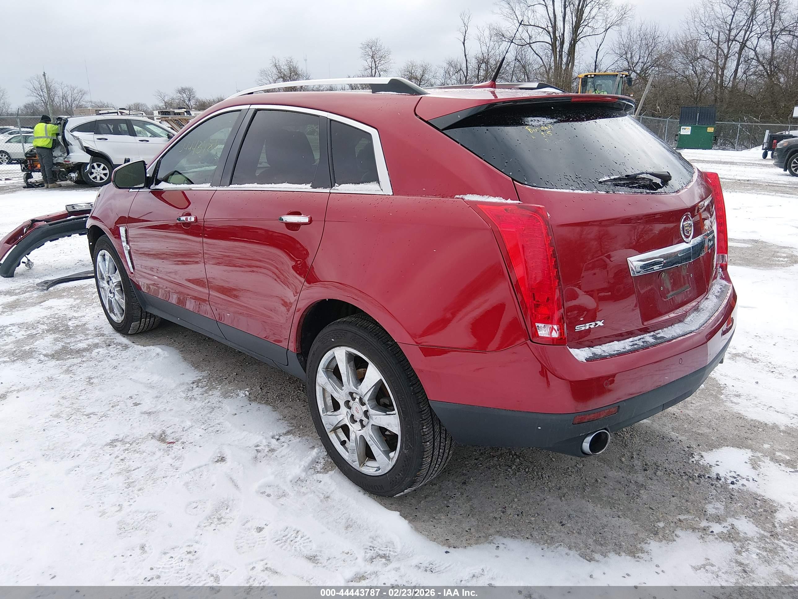 CADILLAC SRX image 3