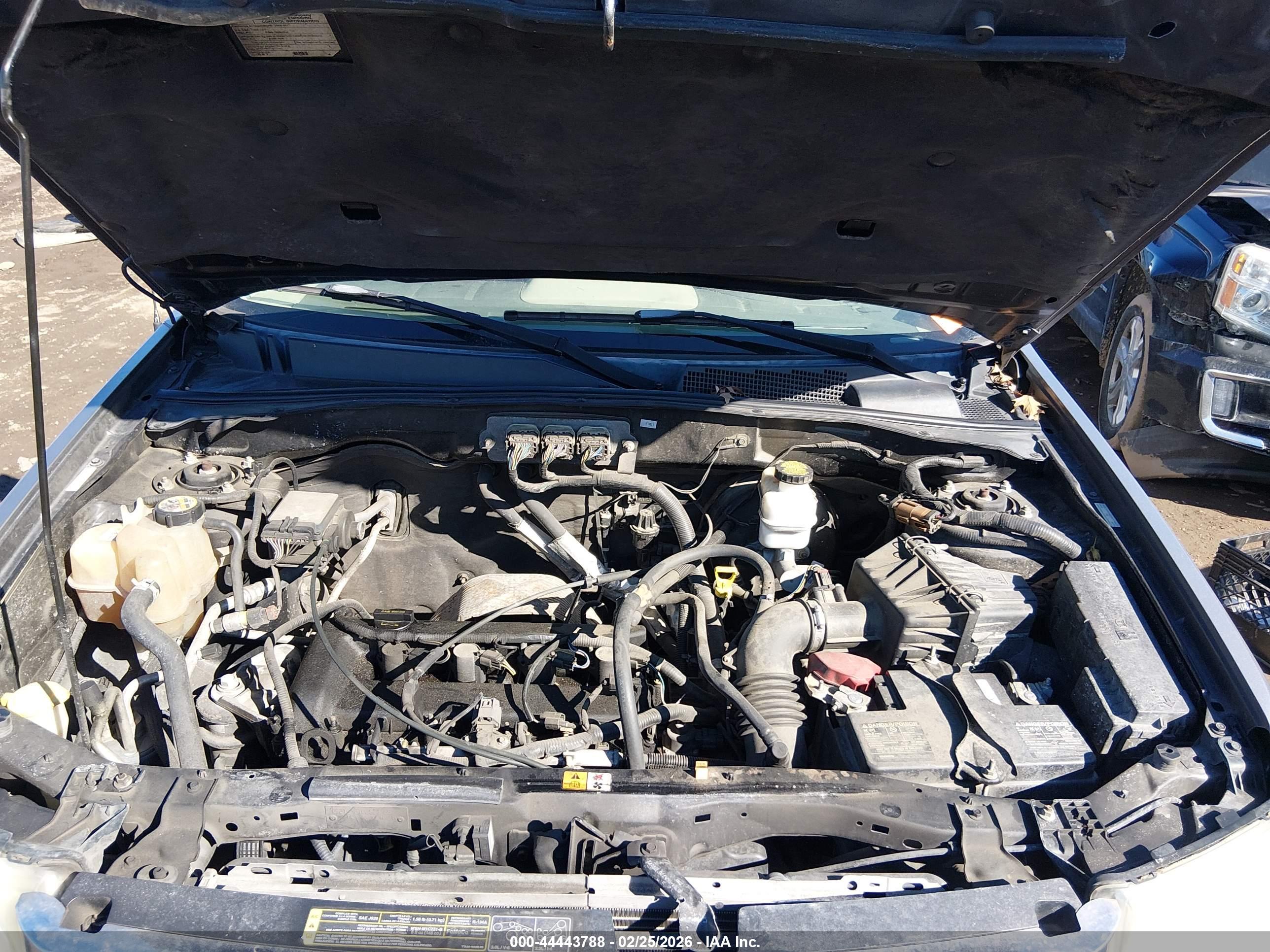 FORD ESCAPE image 10