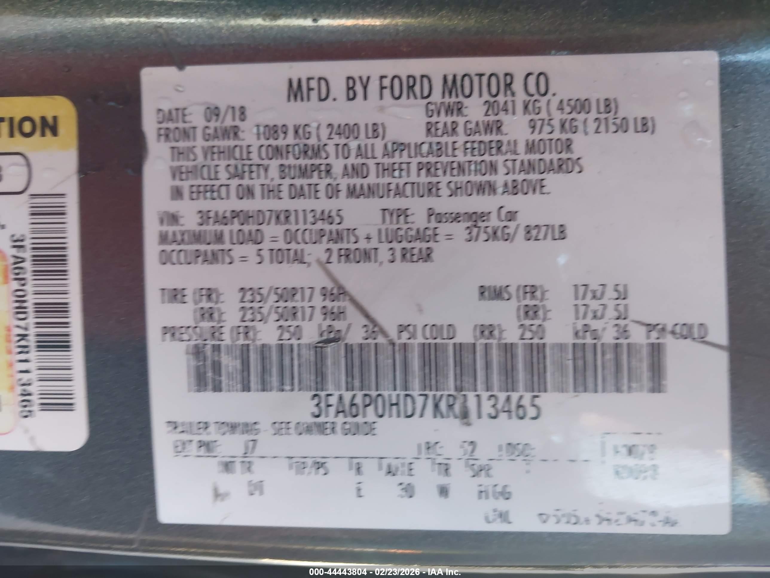 FORD FUSION image 9