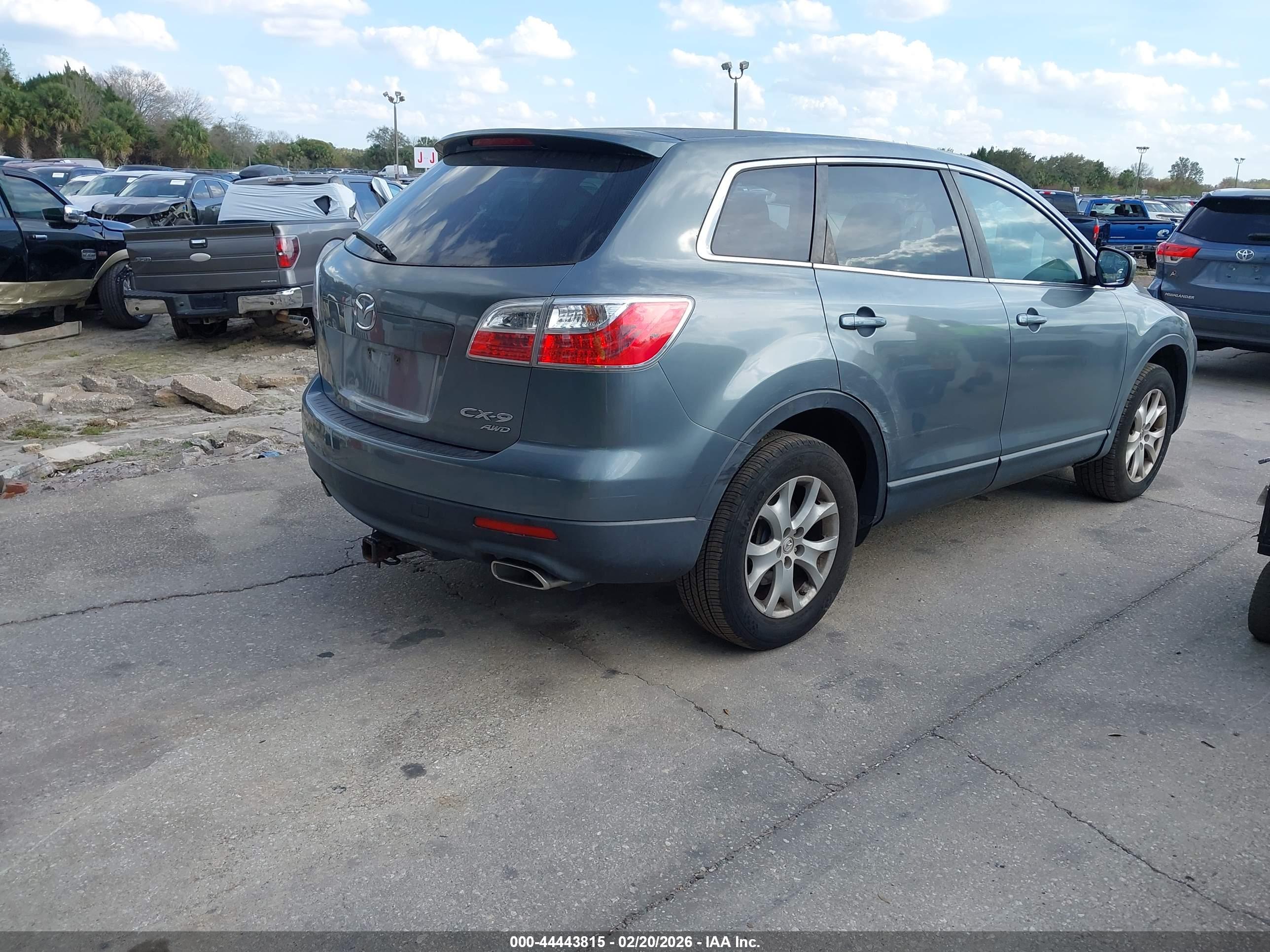 MAZDA CX-9 image 4