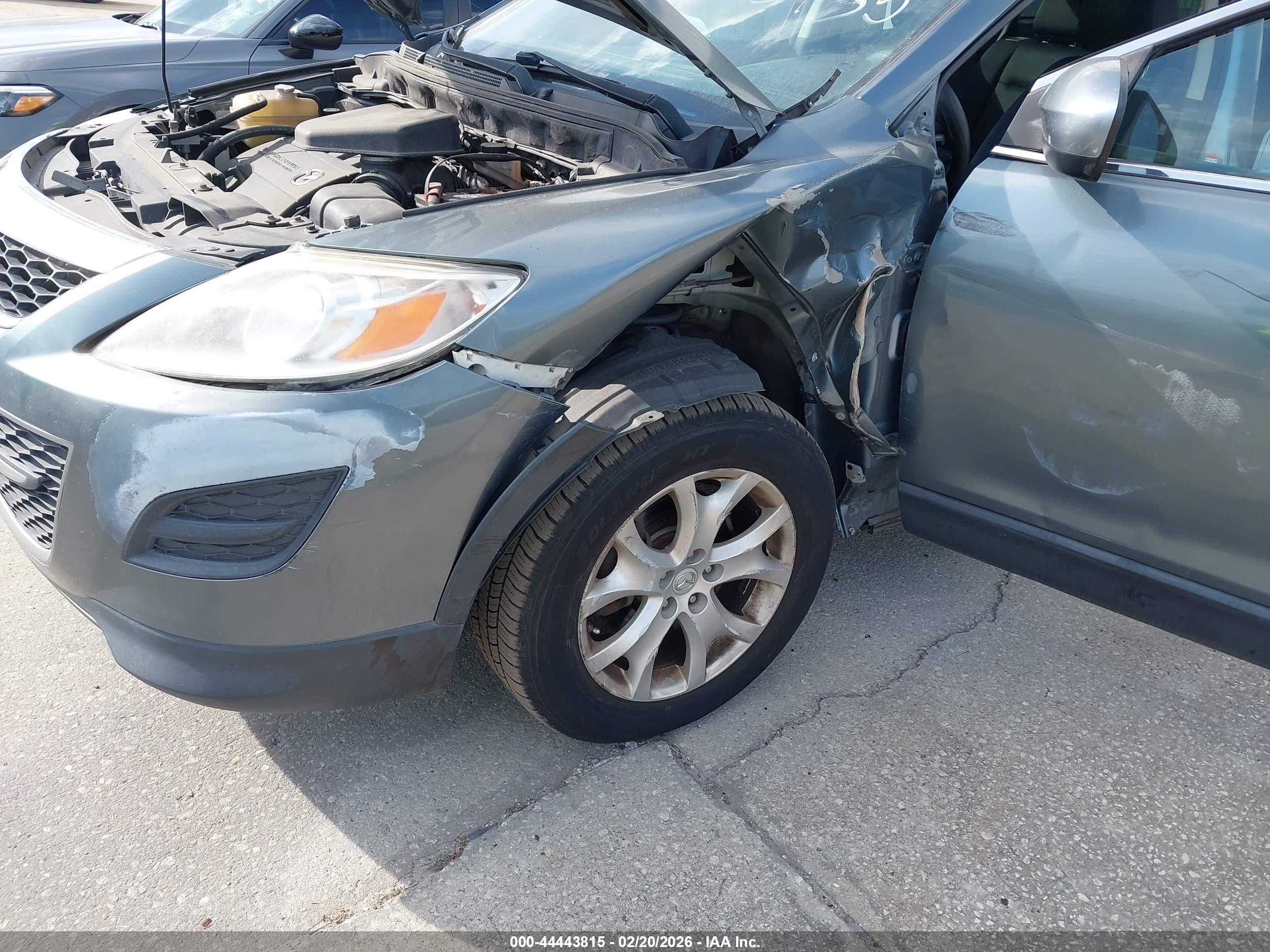 MAZDA CX-9 image 6