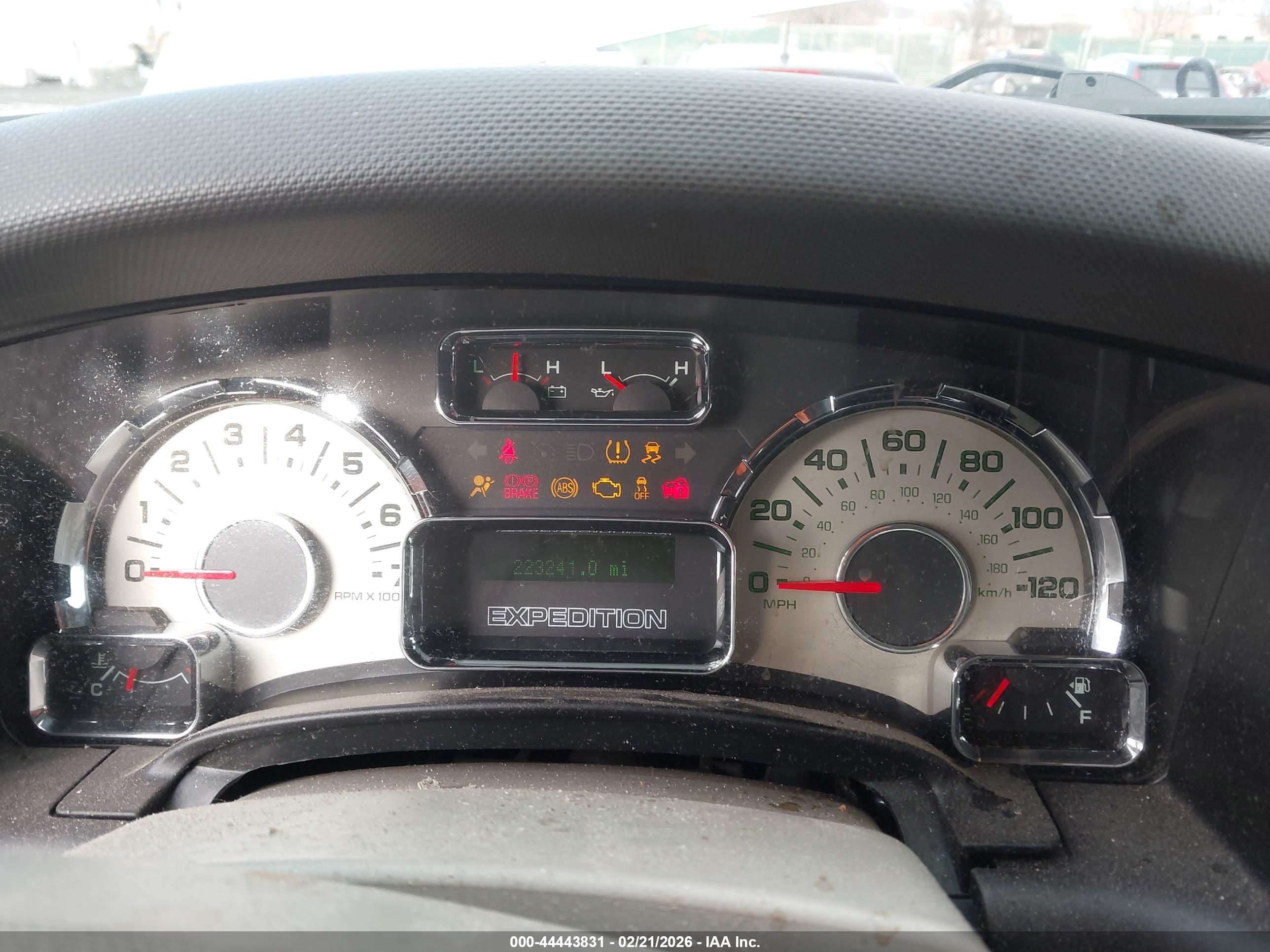 FORD EXPEDITION image 7