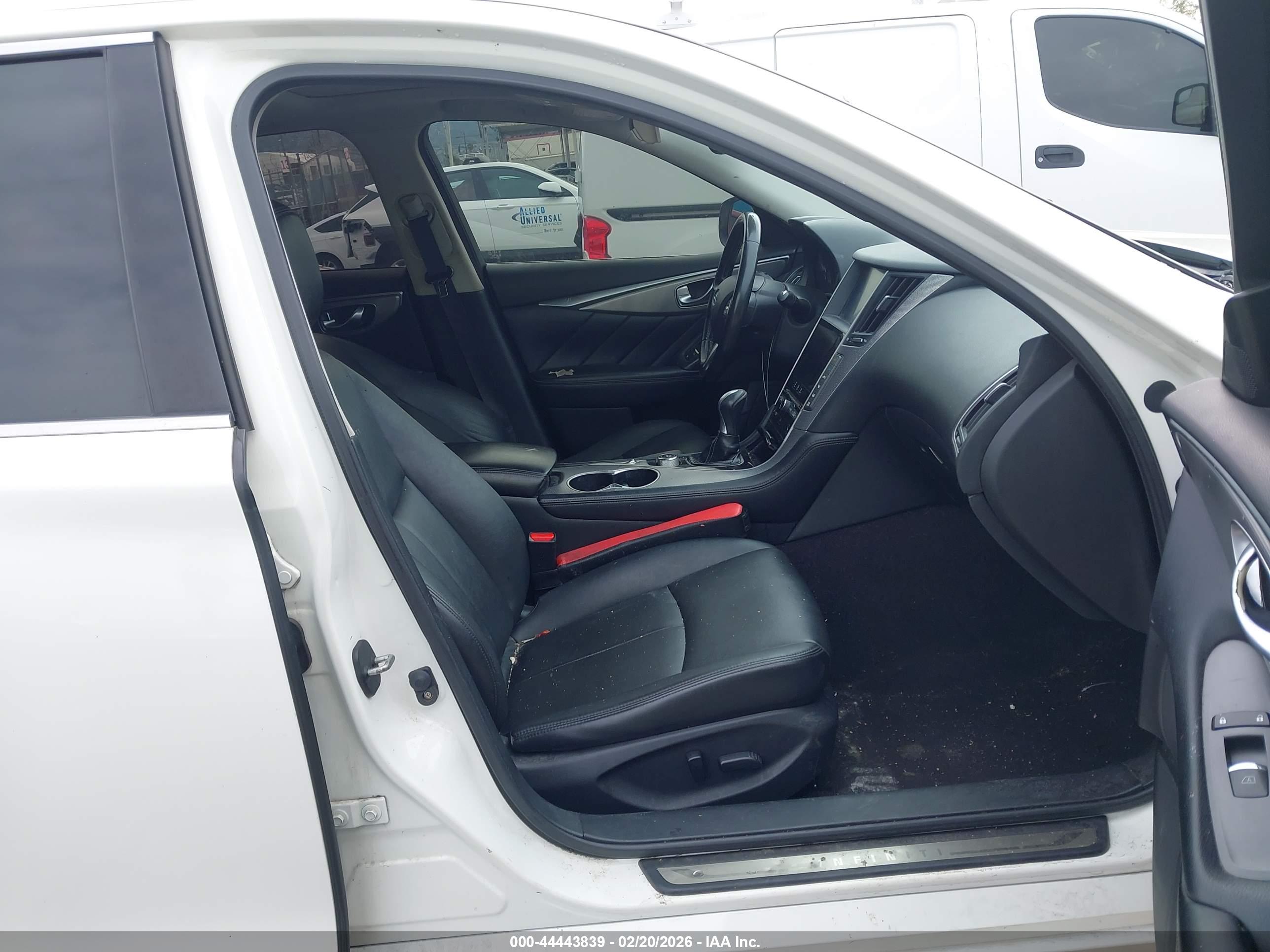 INFINITI Q50 image 5
