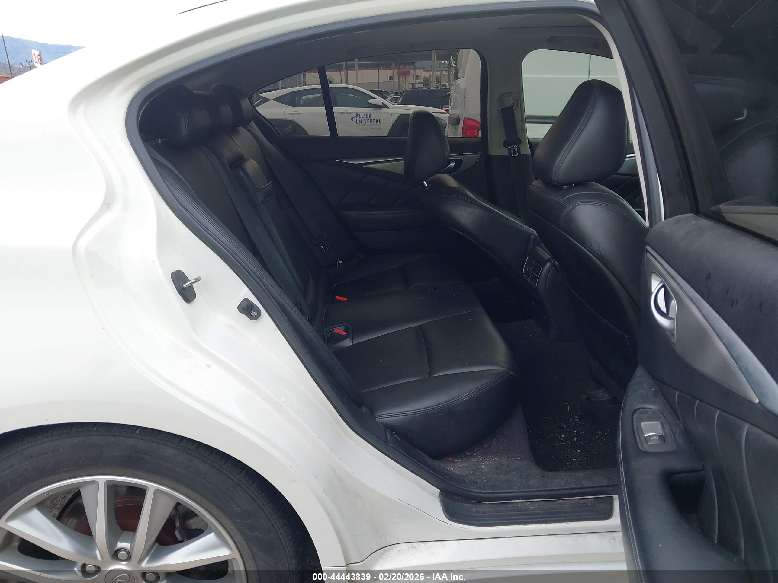 INFINITI Q50 image 8
